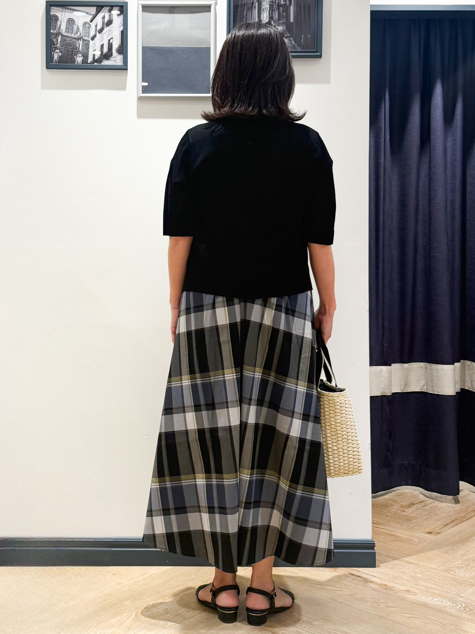 Lilyさんの「grove｜【洗える】大人のシアーニットカーディガン」を使ったコーディネート