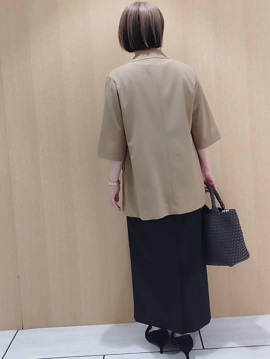 s u g iさんの「UNTITLED｜【秋の通勤羽織/セットアップ可/UVカット】エアリークール半袖ジャケット」を使ったコーディネート