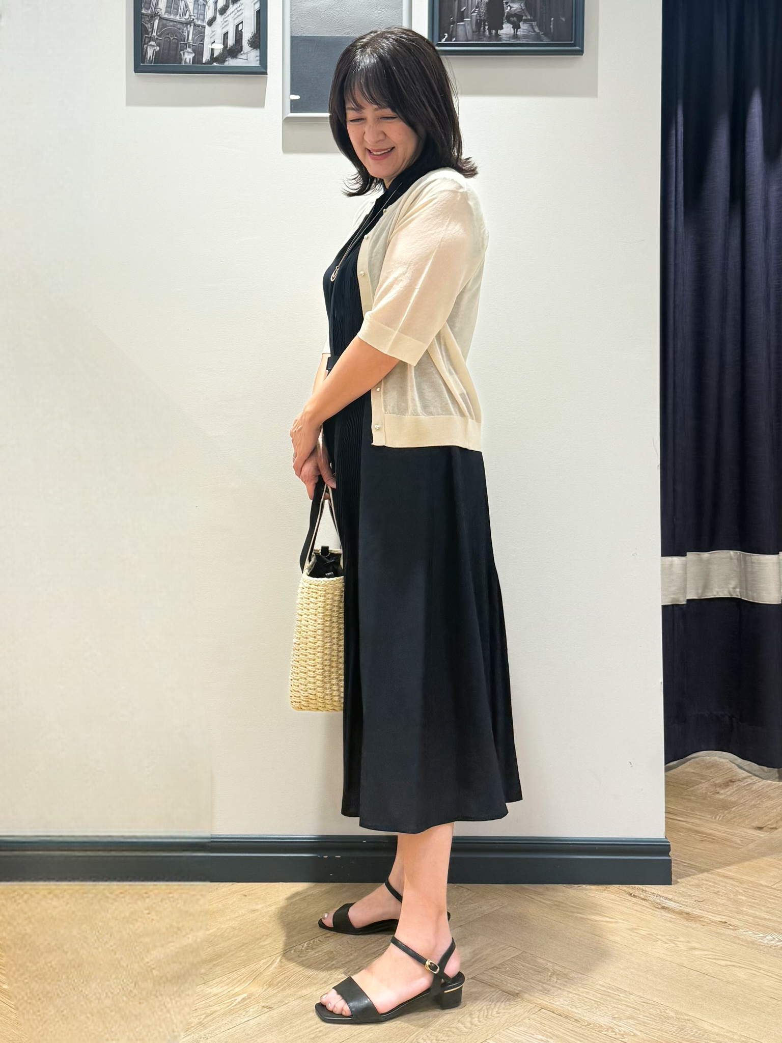 Lilyさんの「grove｜【洗える】大人のシアーニットカーディガン」を使ったコーディネート
