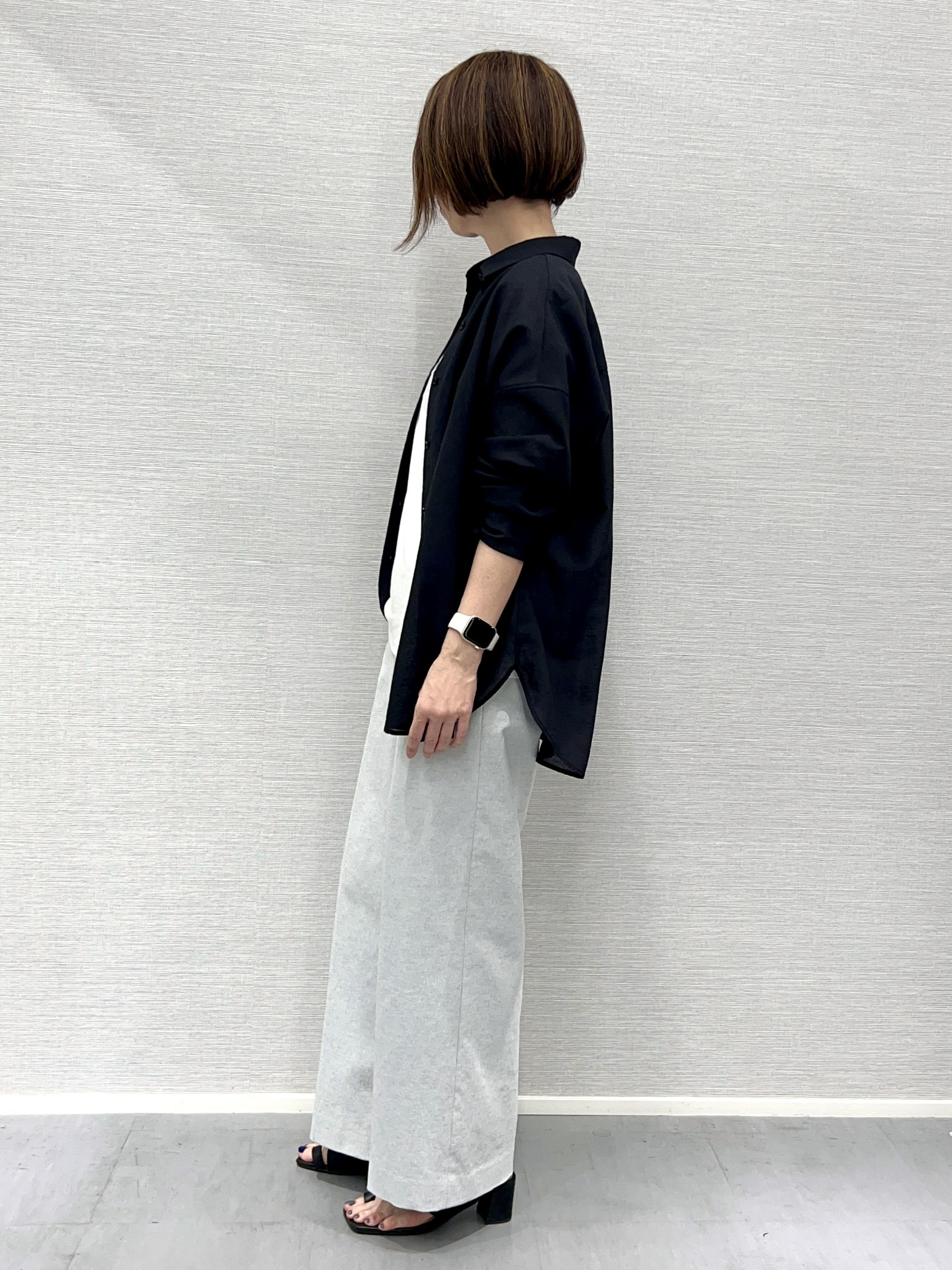 Shinakoさんの「UNTITLED｜◆【2WAY/マシンウォッシャブル】カシュクールデザインシャツ」を使ったコーディネート