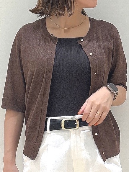MIYUさんの「grove｜【洗える】大人のシアーニットカーディガン」を使ったコーディネート