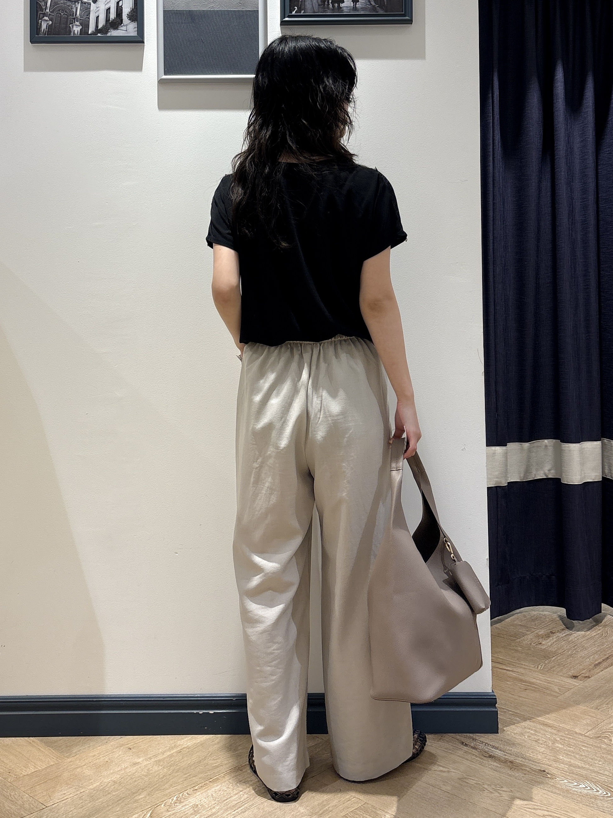 ayakaさんの「grove｜【持続冷感/SET UP可】ひんやりポンチシリーズ／フロントレースドルマンカットソー」を使ったコーディネート