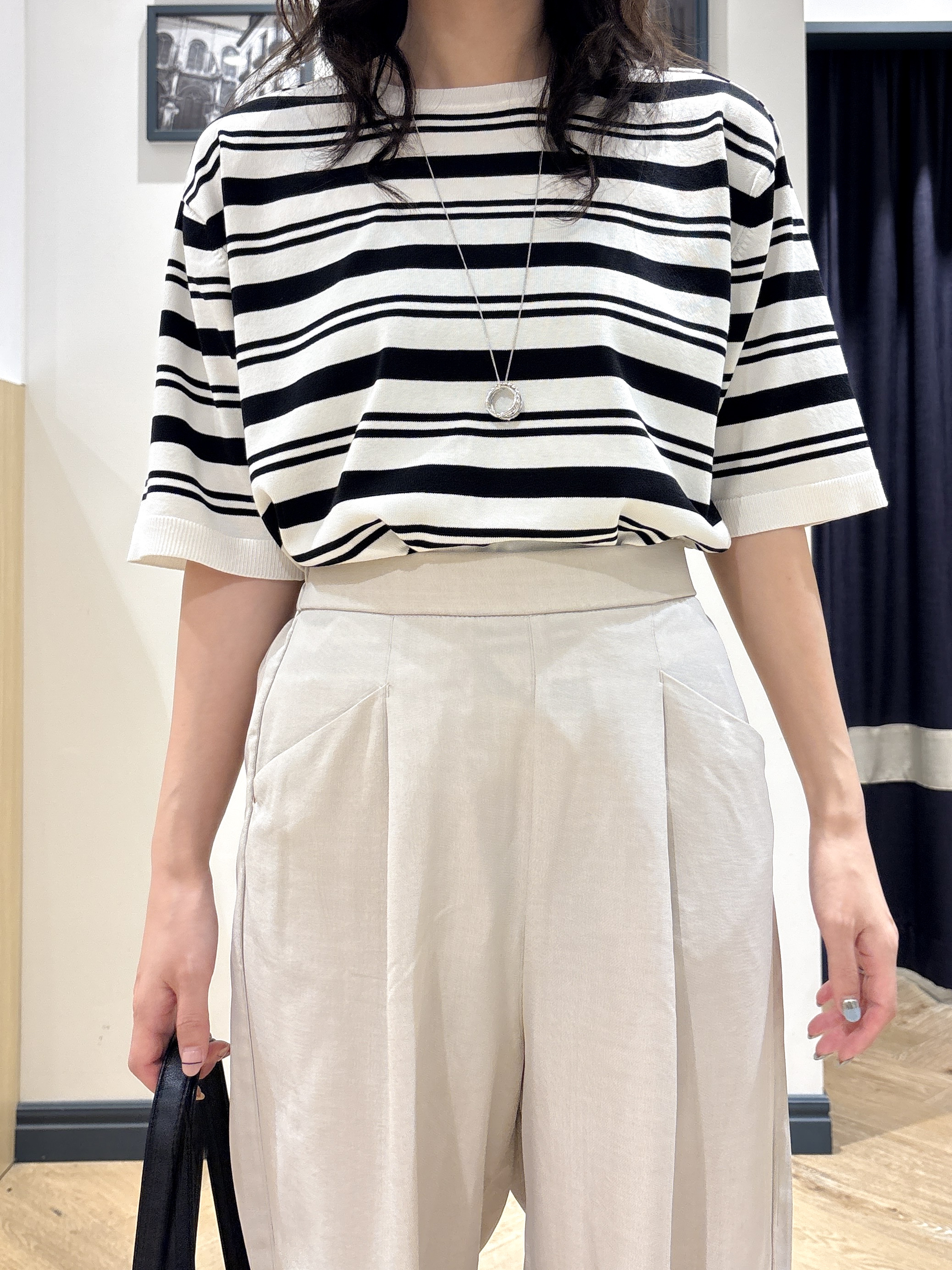 ayakaさんの「grove｜【UVカット・洗濯機◎】Tシャツ感覚で着られるコットン混ニット」を使ったコーディネート