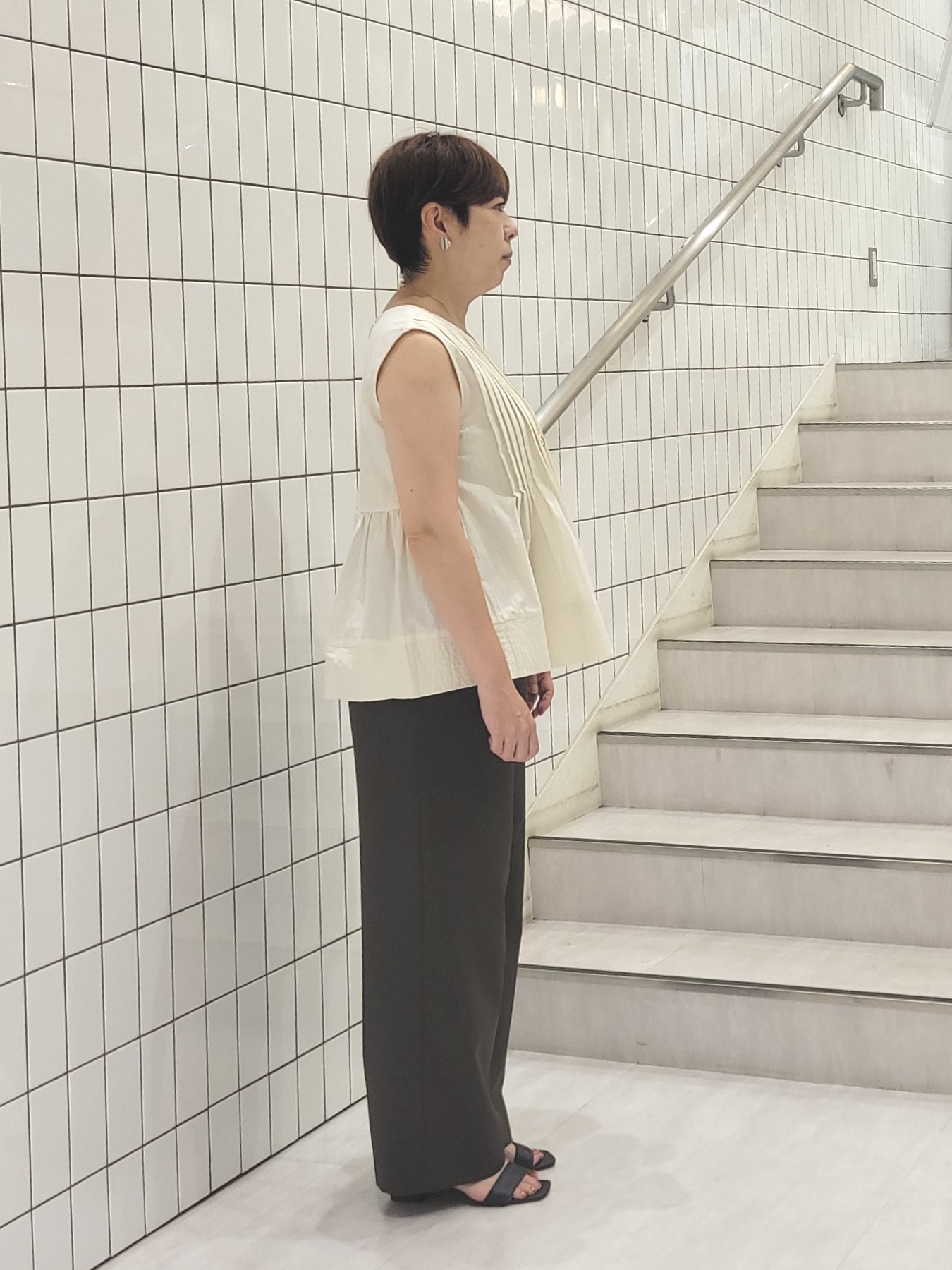 tomoさんの「COUP DE CHANCE｜【手洗い可/セットアップ可】ストレートパンツ」を使ったコーディネート