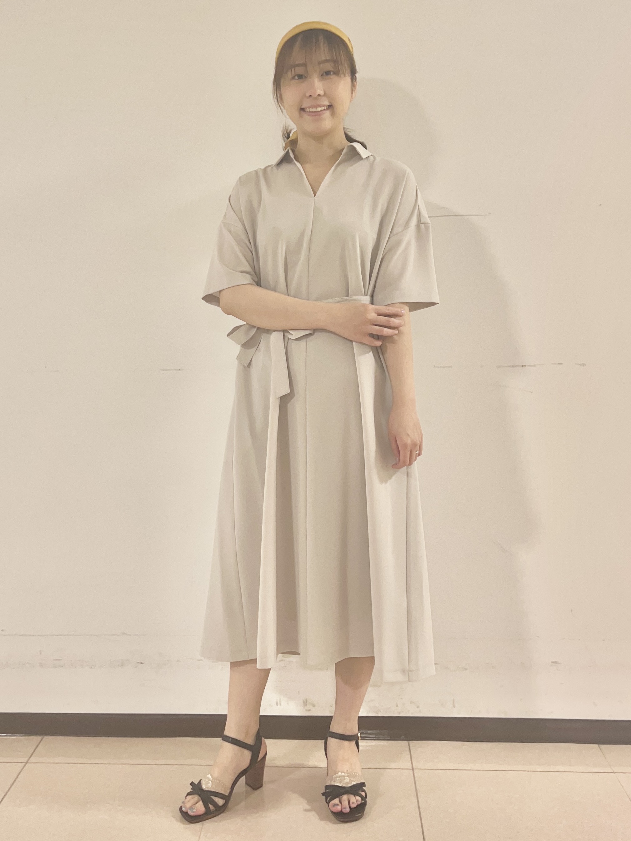 りおさんの「UNTITLED｜【初秋も活躍/UVカット/接触冷感】エアリークールワンピース」を使ったコーディネート