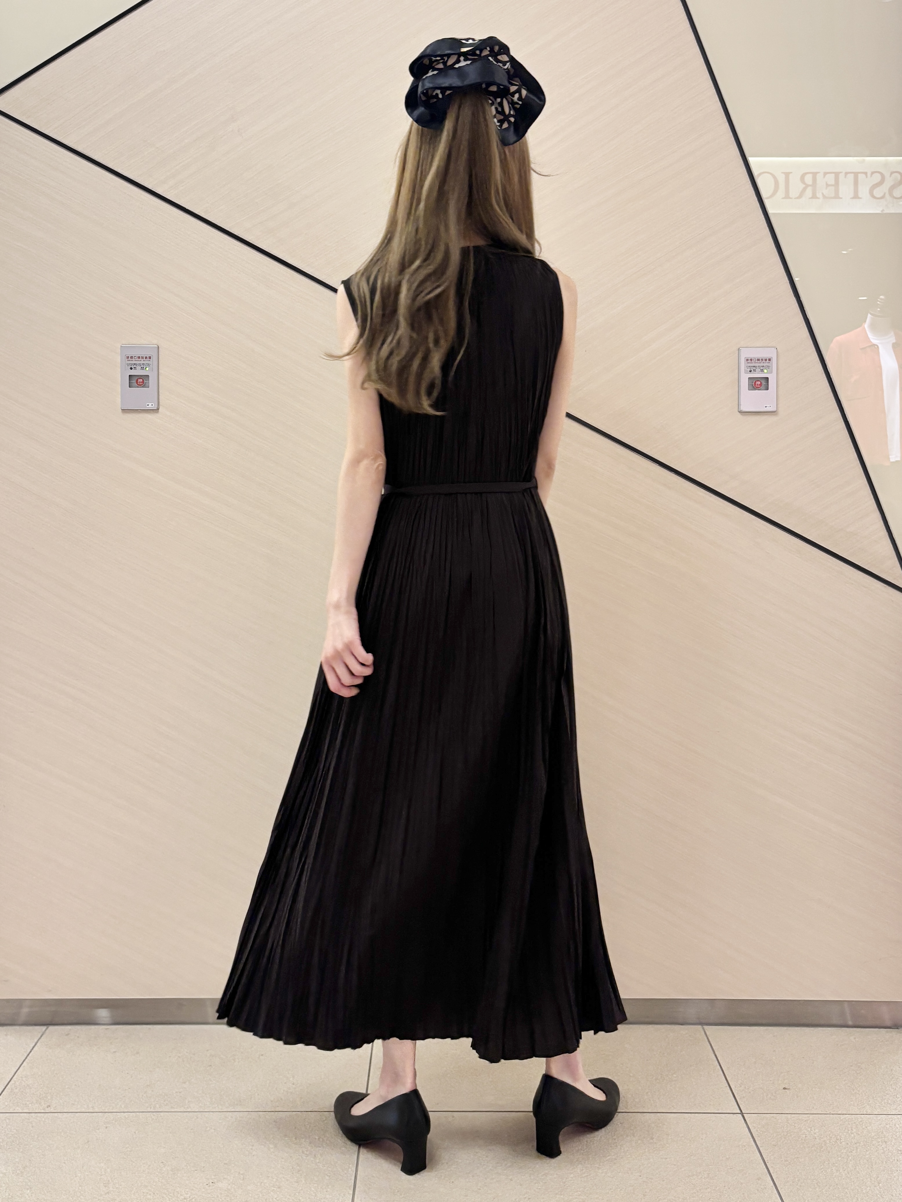 清水夏姫さんの「DRESSTERIOR｜【otonaMUSE5月号掲載】アーチフィットレザーパンプス」を使ったコーディネート