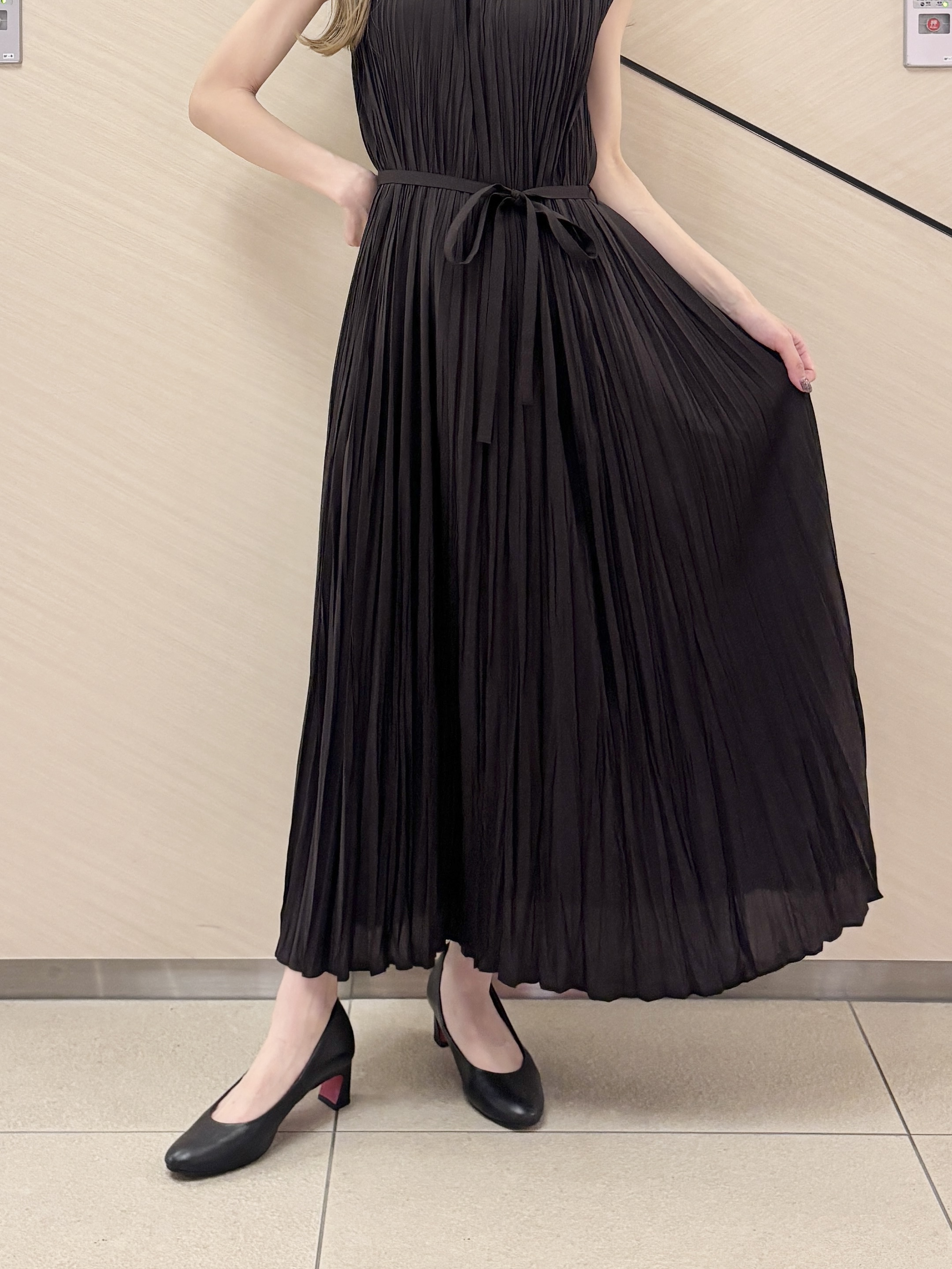 清水夏姫さんの「DRESSTERIOR｜【otonaMUSE5月号掲載】アーチフィットレザーパンプス」を使ったコーディネート
