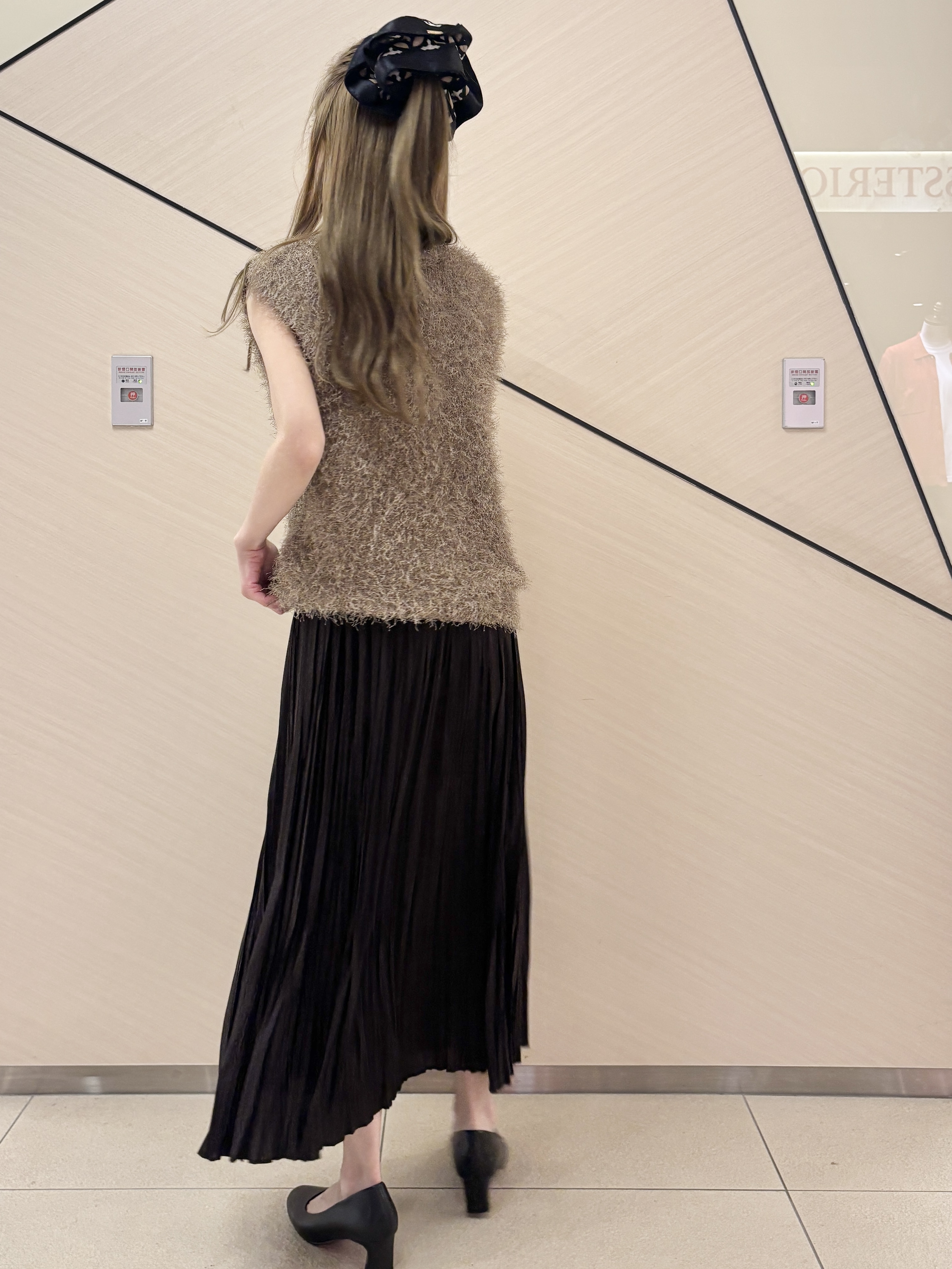 清水夏姫さんの「DRESSTERIOR｜【otonaMUSE5月号掲載】アーチフィットレザーパンプス」を使ったコーディネート