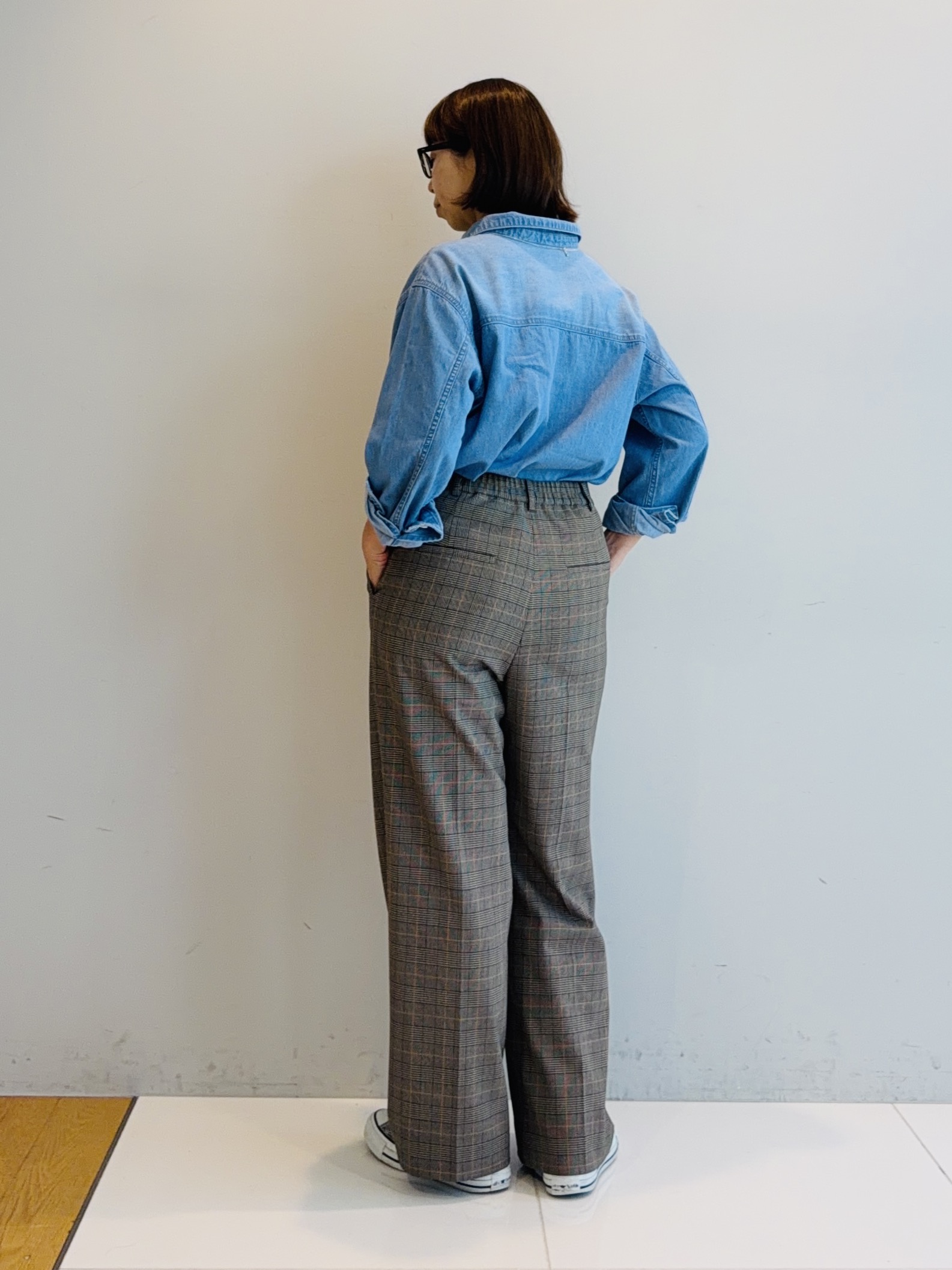 murayamaさんの「INDIVI｜【洗える／体型カバー】ライトデニム ワークシャツ」を使ったコーディネート