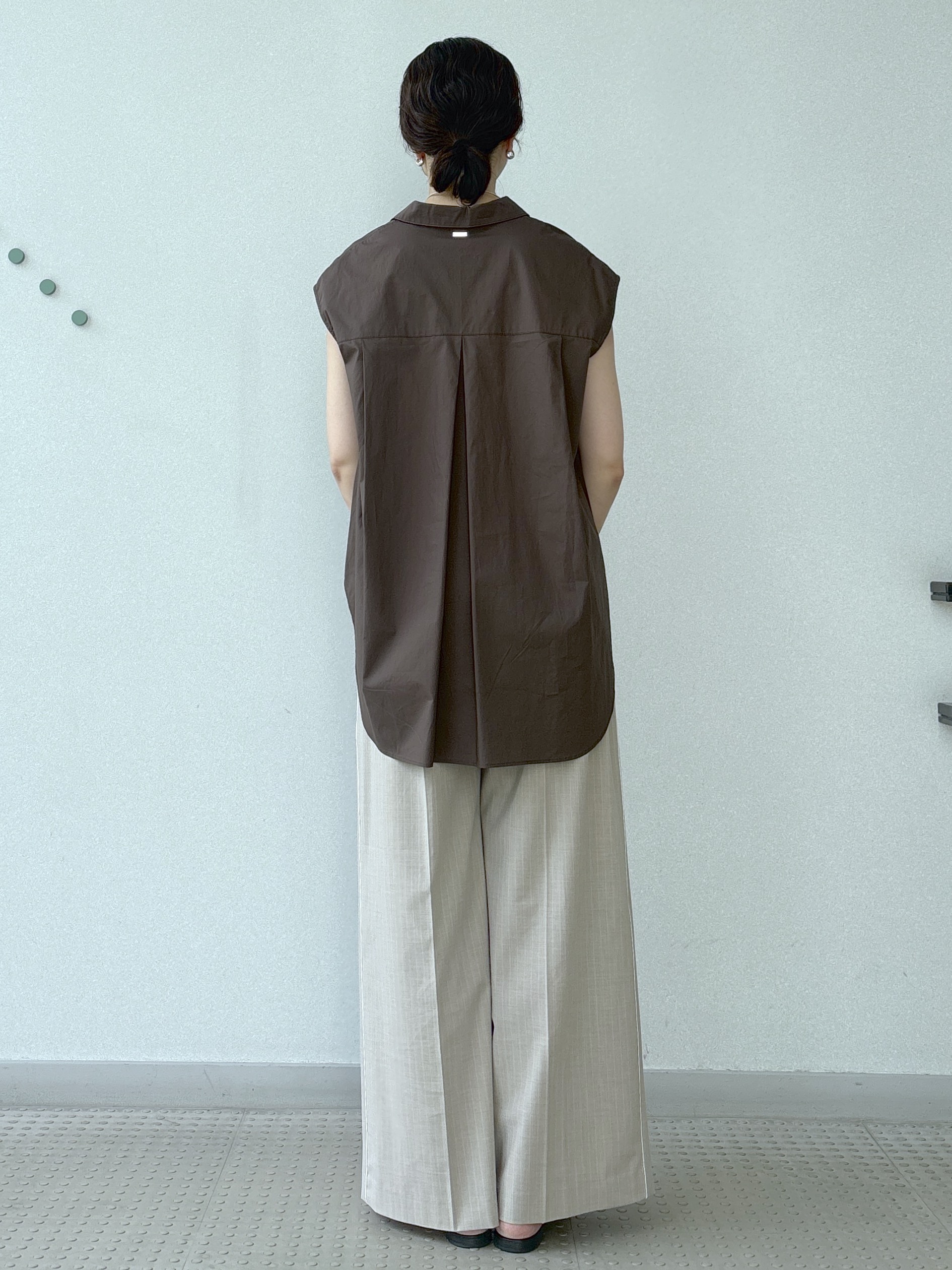 saitoさんの「DRESSTERIOR｜フレンチスリーブ スキッパーブラウス」を使ったコーディネート