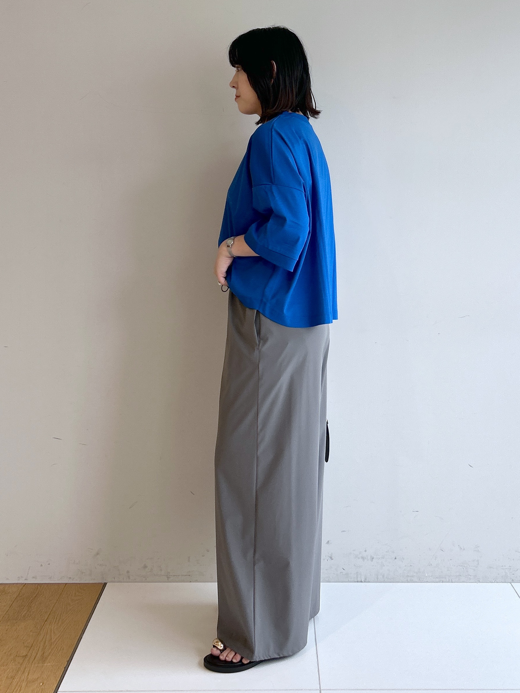 Hirokaさんの「Dessin｜【体型カバー】美光沢カットソーボクシーシルエット」を使ったコーディネート
