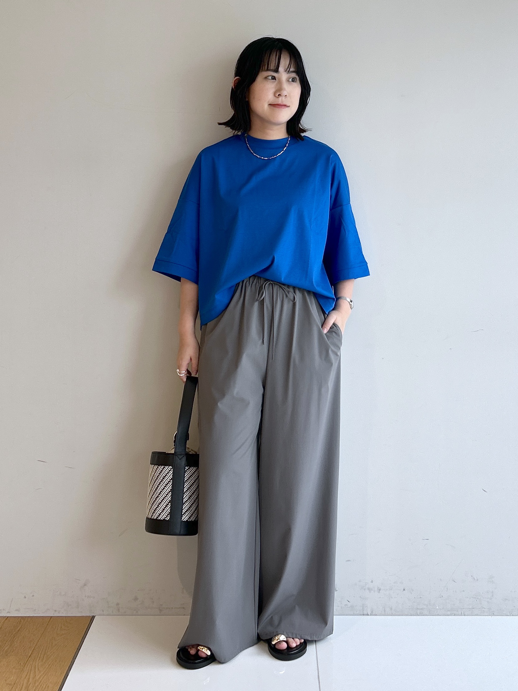 Hirokaさんの「Dessin｜【体型カバー】美光沢カットソーボクシーシルエット」を使ったコーディネート