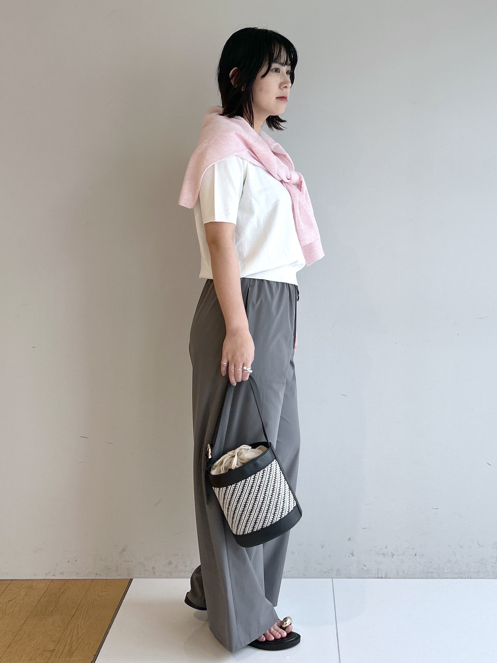 Hirokaさんの「Dessin｜【9色展開/接触冷感/UVカット】ドライタッチサマーニットT」を使ったコーディネート