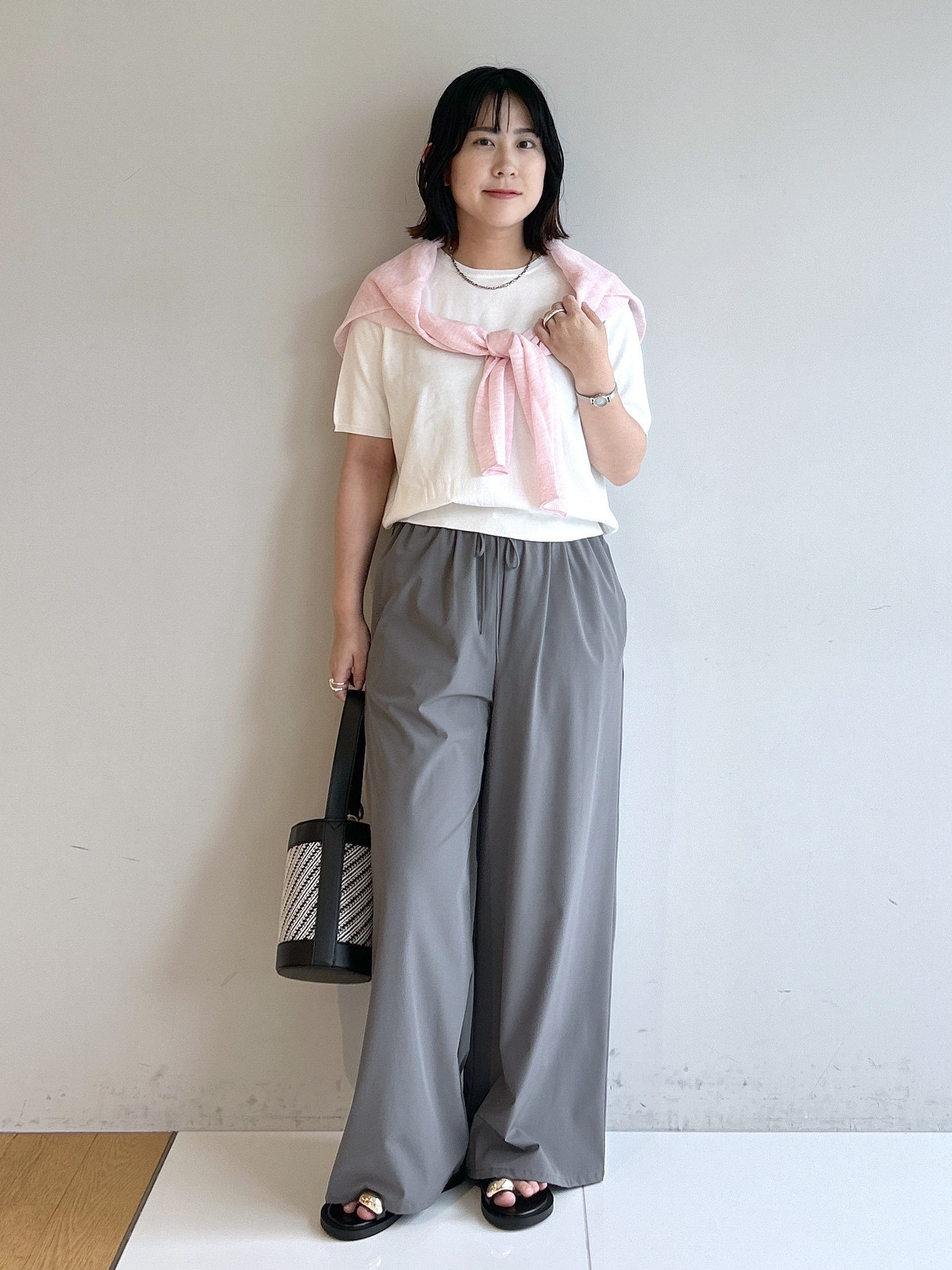 Hirokaさんの「Dessin｜【9色展開/接触冷感/UVカット】ドライタッチサマーニットT」を使ったコーディネート