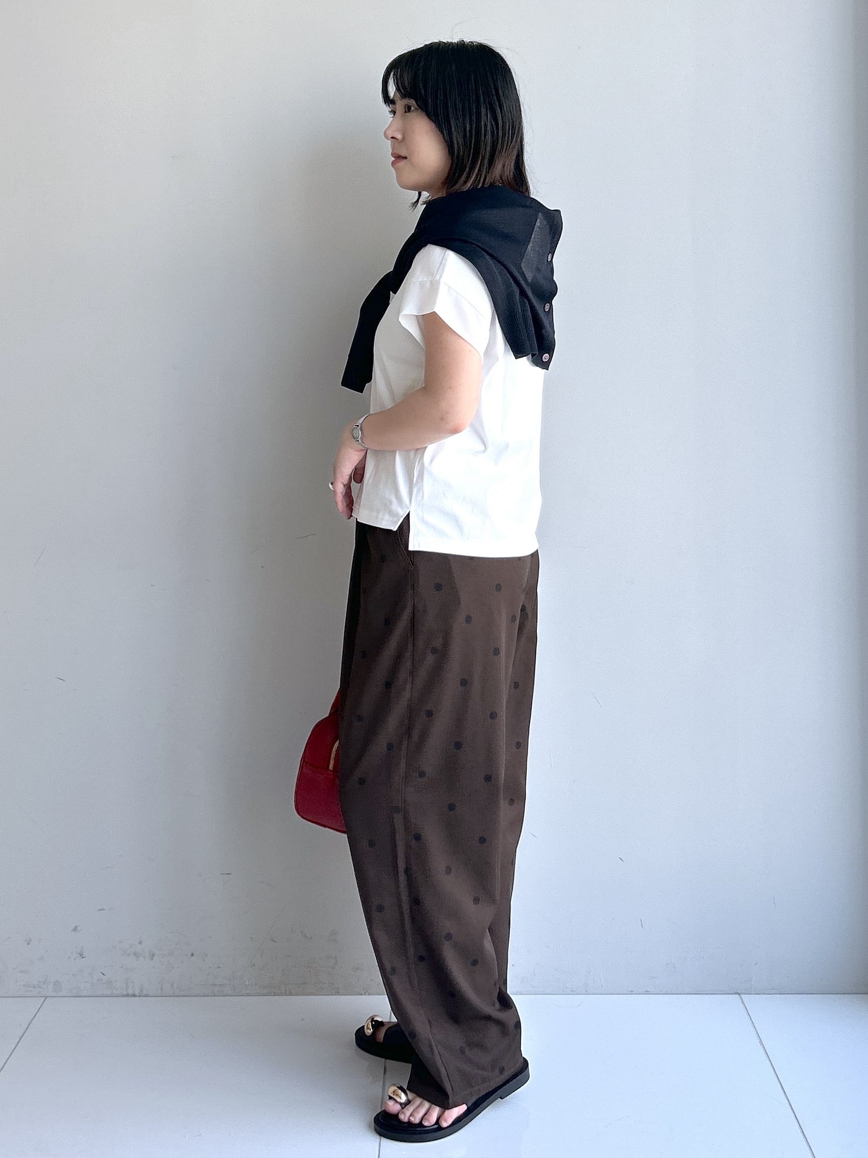 Hirokaさんの「Dessin｜【UVカット/接触冷感】美光沢カットソー」を使ったコーディネート