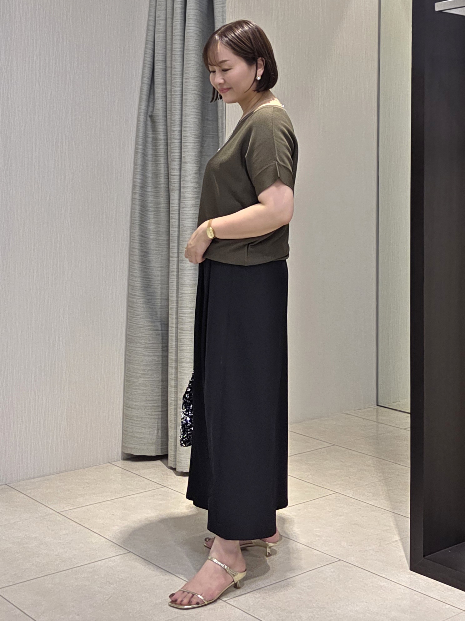 naokoさんの「UNTITLED｜【11色展開/体型カバー】前後2WAYフレンチスリーブニット」を使ったコーディネート