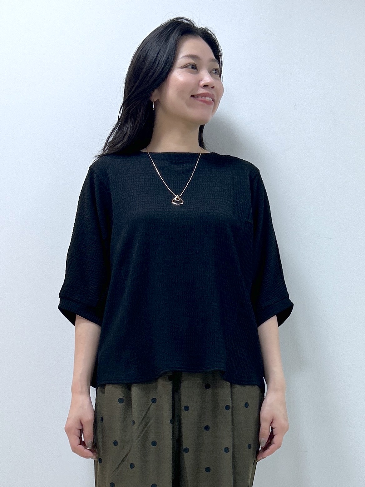 Kaiさんの「Dessin｜シュリンクジャージ カットソー」を使ったコーディネート