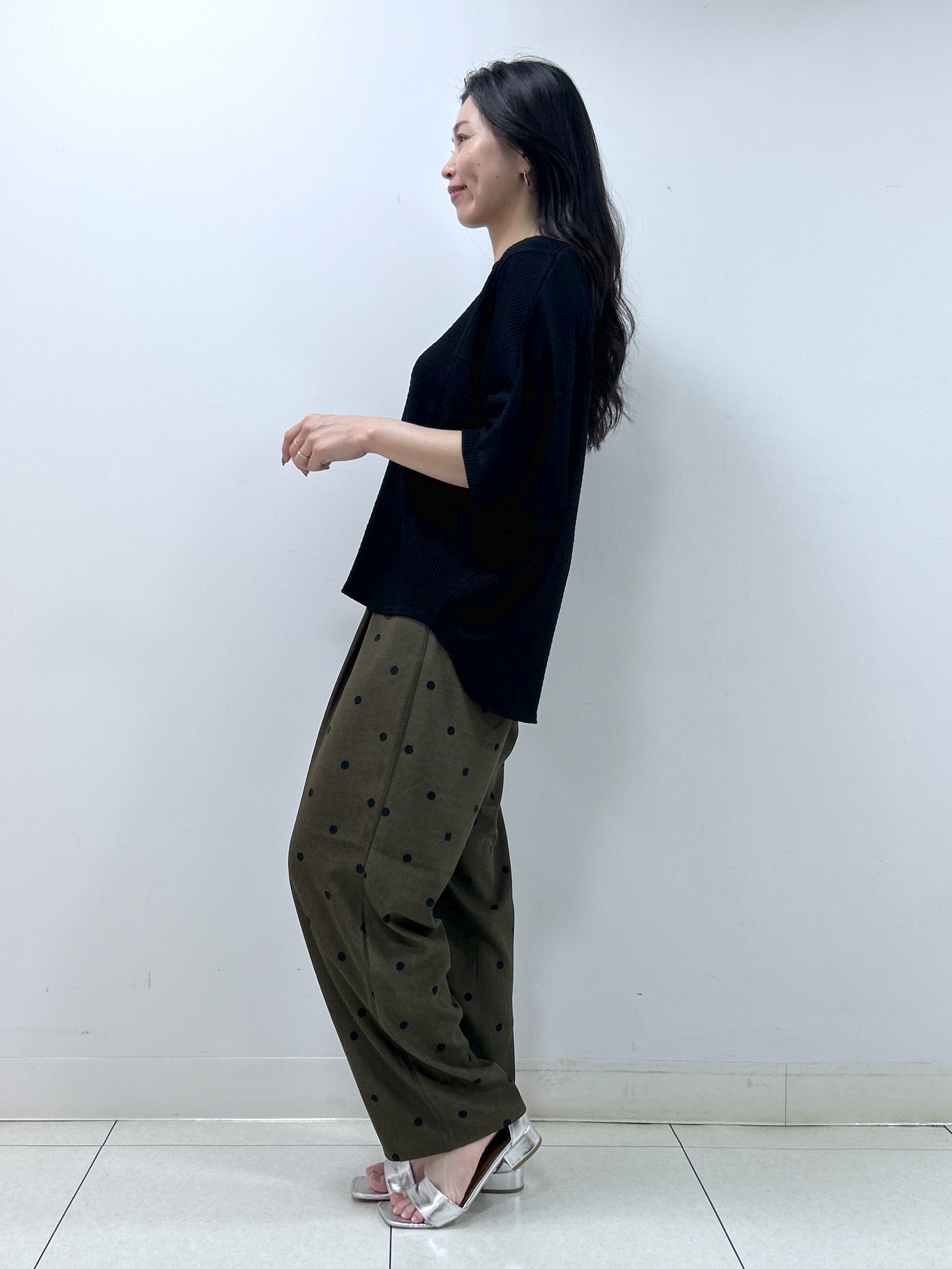 Kaiさんの「Dessin｜シュリンクジャージ カットソー」を使ったコーディネート