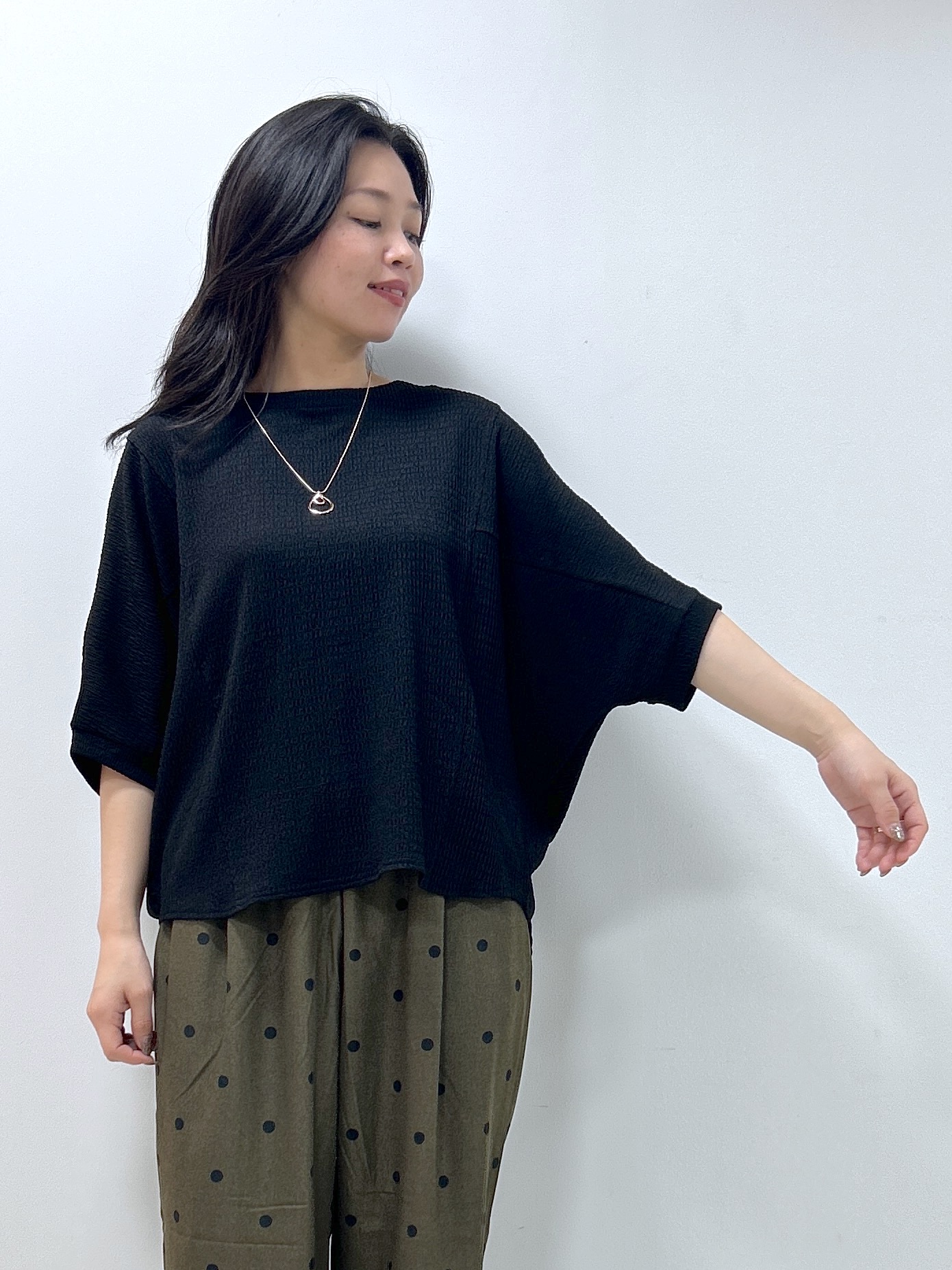 Kaiさんの「Dessin｜シュリンクジャージ カットソー」を使ったコーディネート