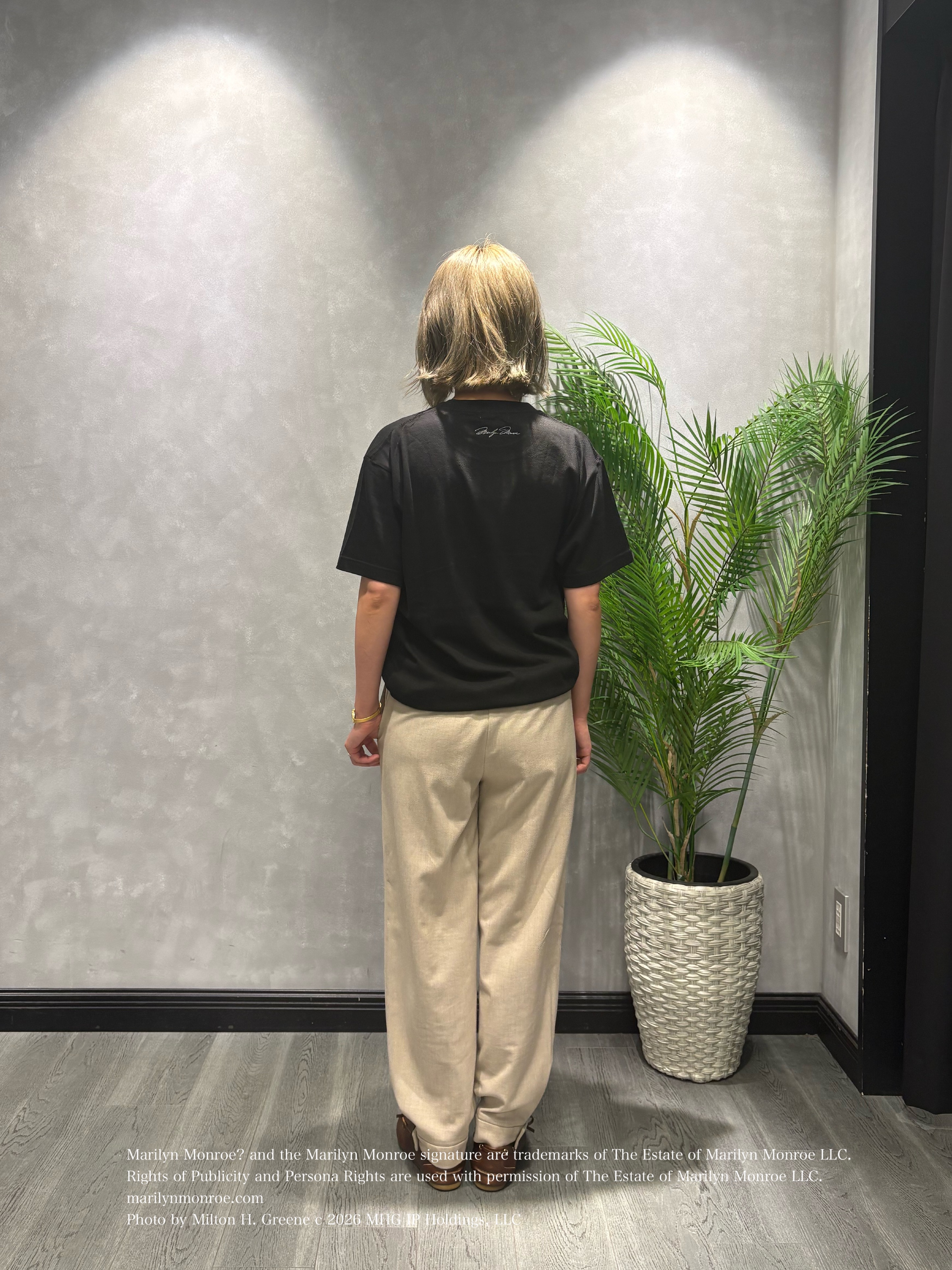 s___sさんの「TAKEO KIKUCHI｜【別注】マリリン・モンロー/フォトTシャツ」を使ったコーディネート