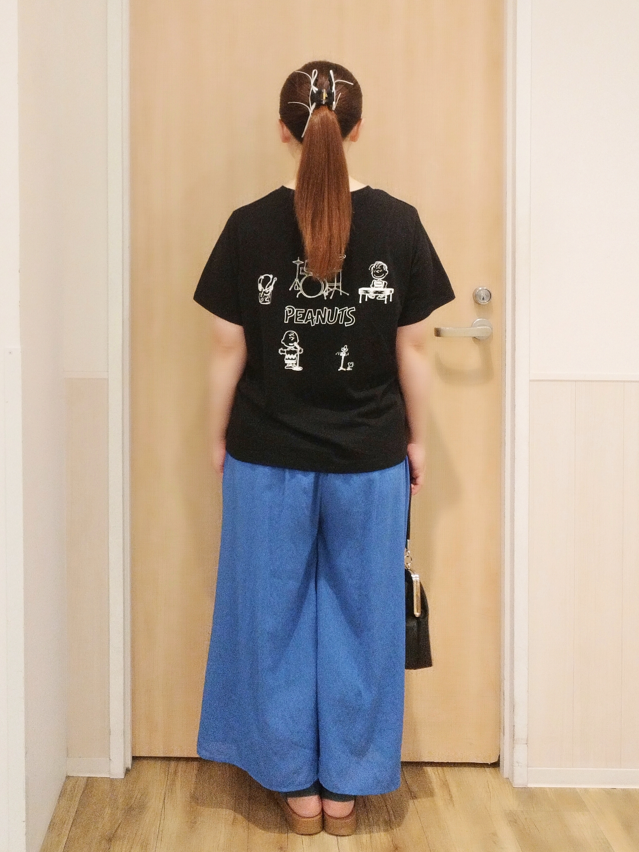 mさんの「SHOO･LA･RUE｜【PEANUTS】ひんやりプリントTシャツ」を使ったコーディネート