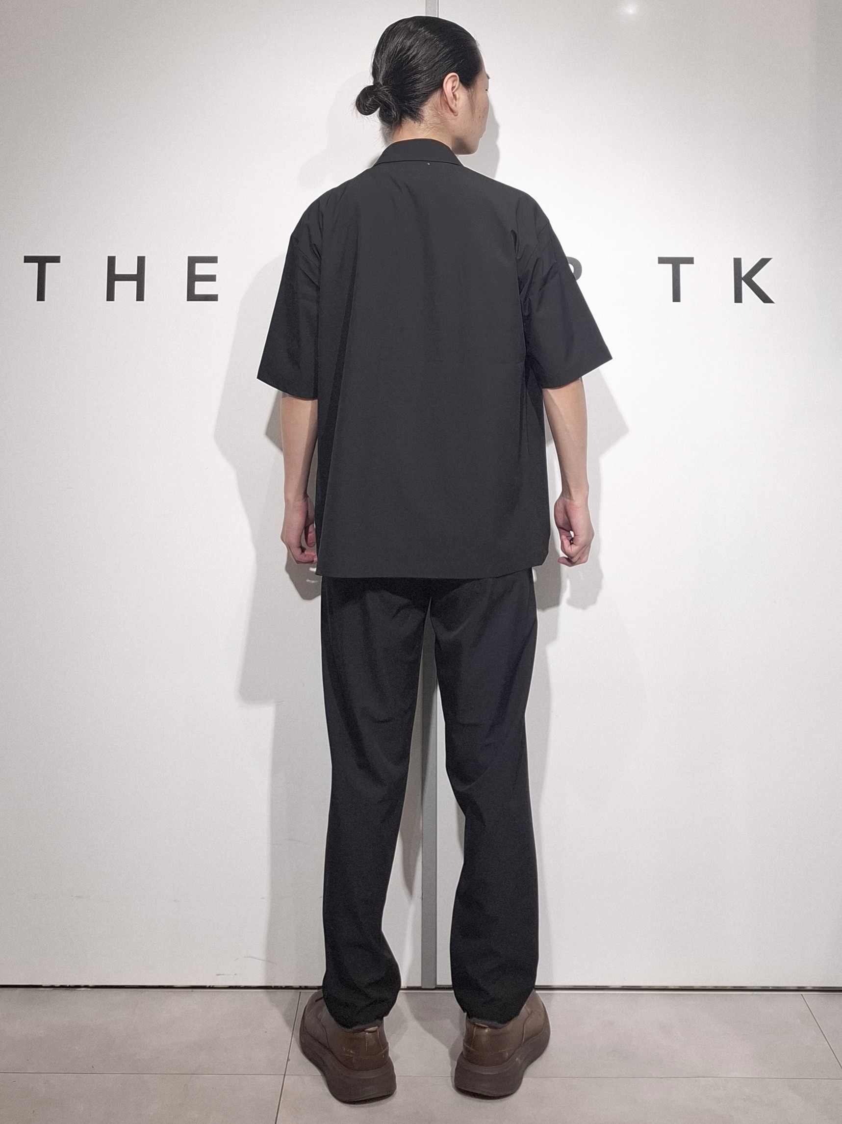 葵さんの「THE SHOP TK｜【吸水速乾／防シワ／マシンウォッシャブル】ハイドロクール 半袖シャツ」を使ったコーディネート