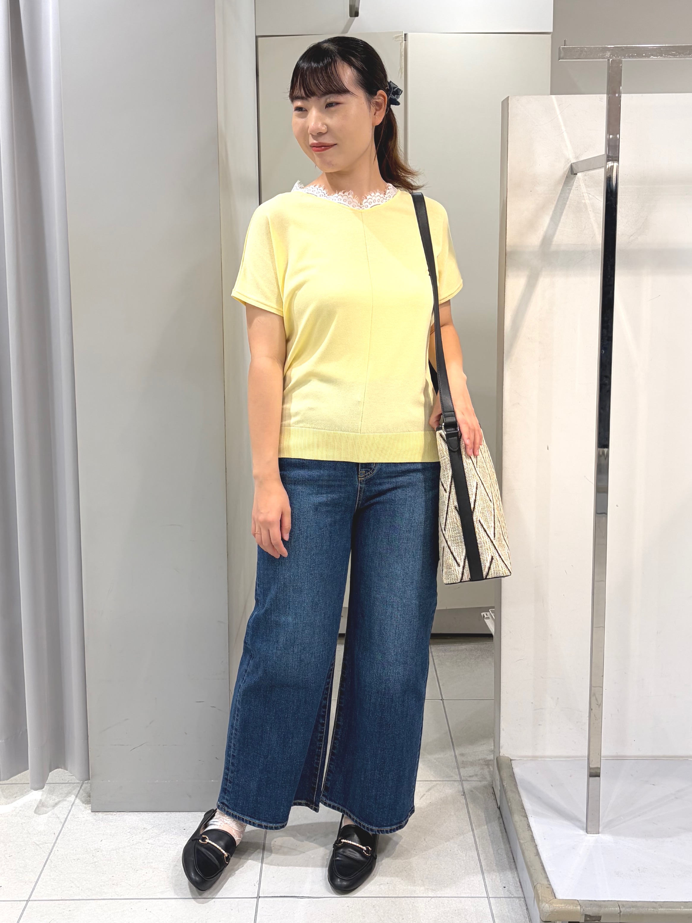 AZUSAさんの「Reflect｜【二の腕カバー／手洗い可】ネックレース フレンチスリーブニット」を使ったコーディネート