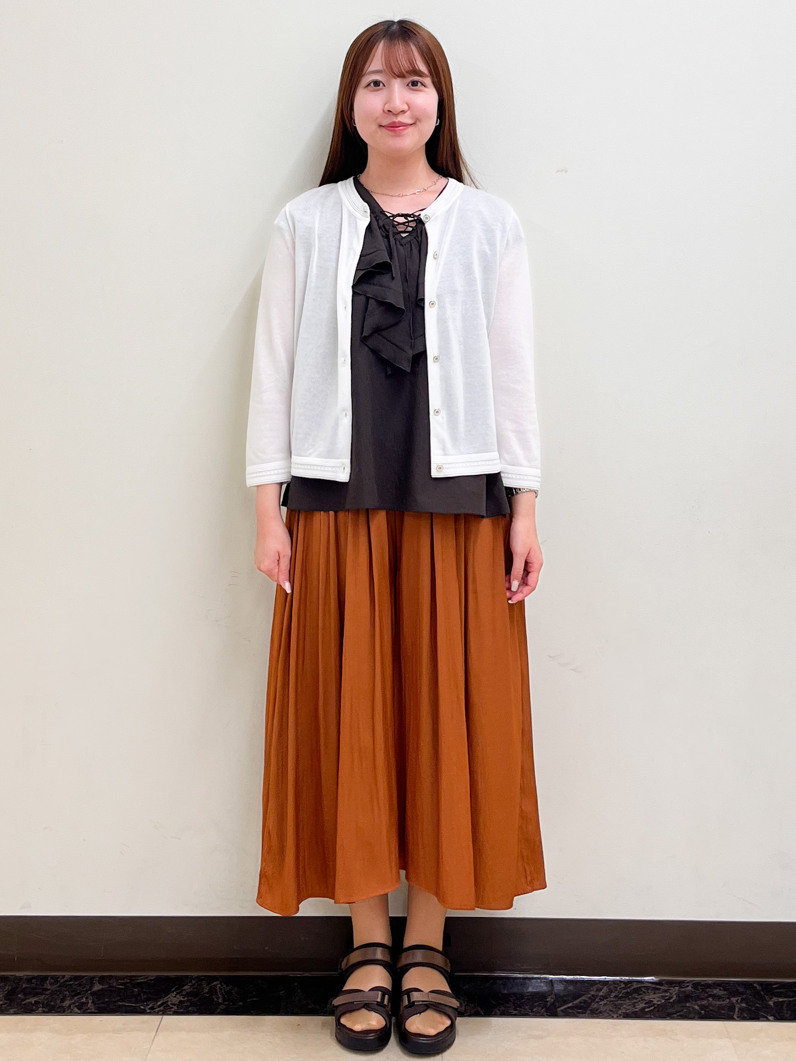 mikikoさんの「Reflect｜七分袖ニットカーディガン」を使ったコーディネート