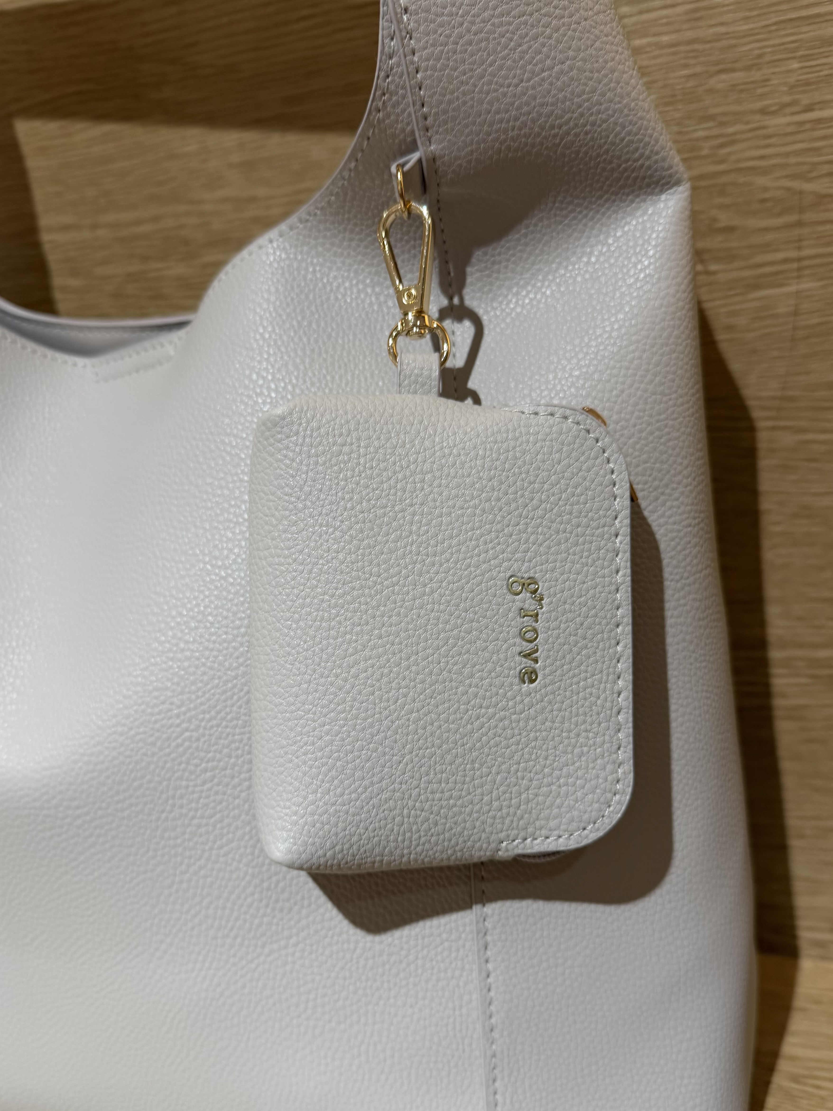 みーさんの「grove｜高評価！【UVカット】ベーシックショートカーディガン」を使ったコーディネート