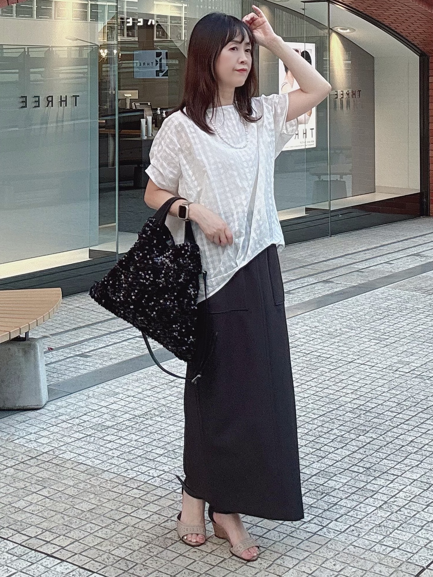 makiさんの「UNTITLED｜【秋めきシャツ/体型カバー】シアーチェックブラウス」を使ったコーディネート