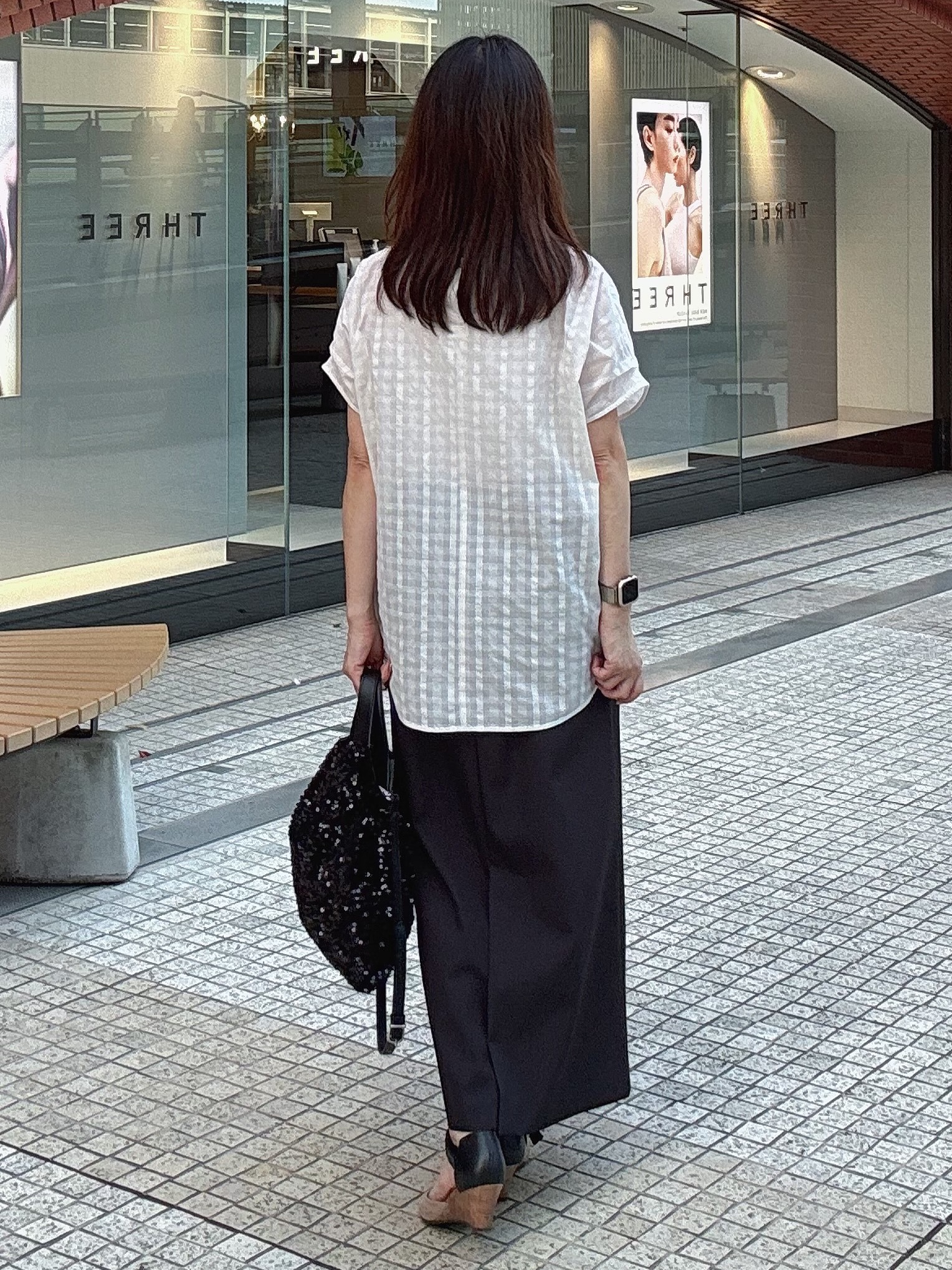 makiさんの「UNTITLED｜【秋めきシャツ/体型カバー】シアーチェックブラウス」を使ったコーディネート