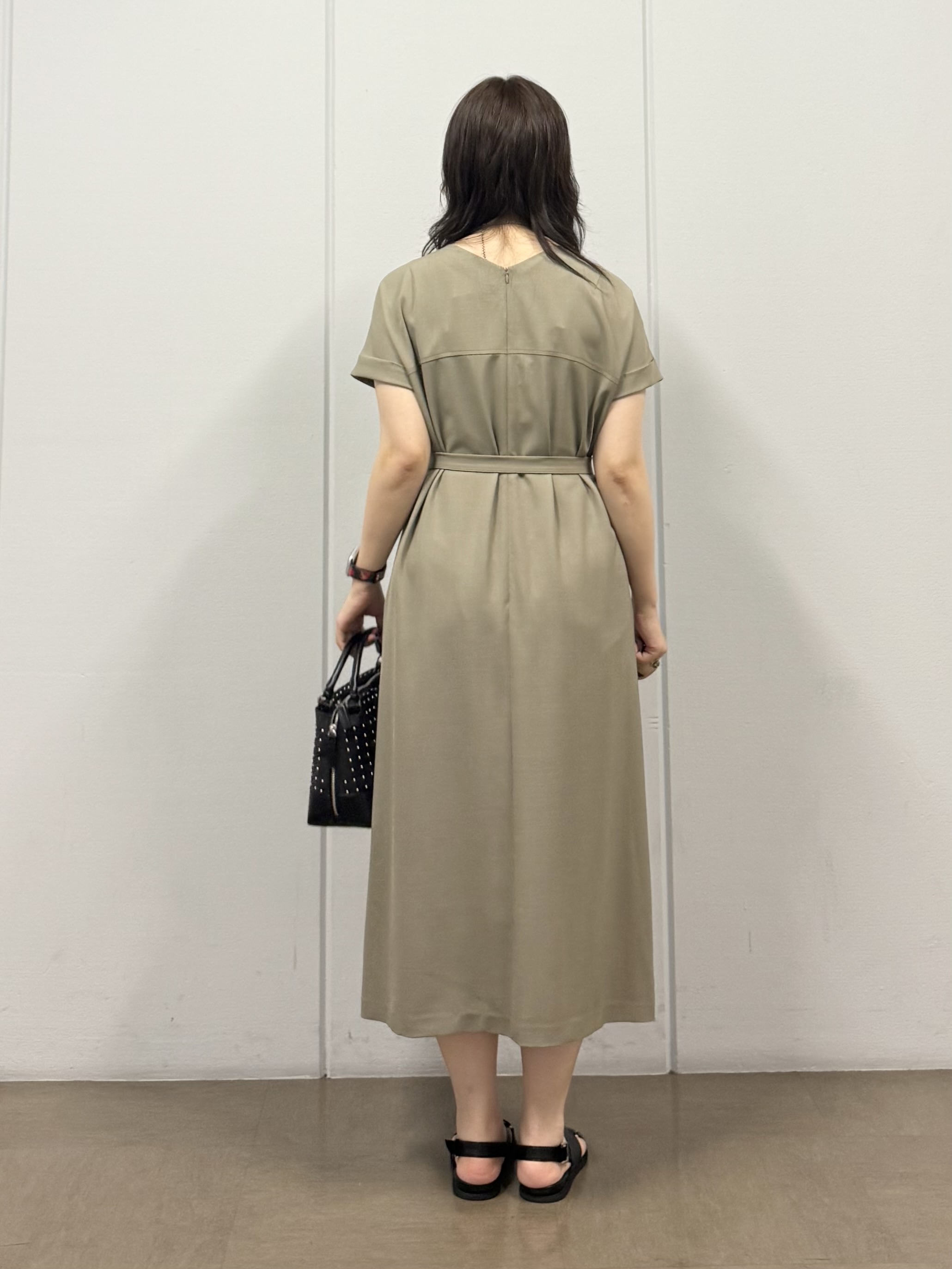 mizukiさんの「INDIVI｜【洗える／メッシュ素材／SETUP可能】半袖シアージャケット」を使ったコーディネート