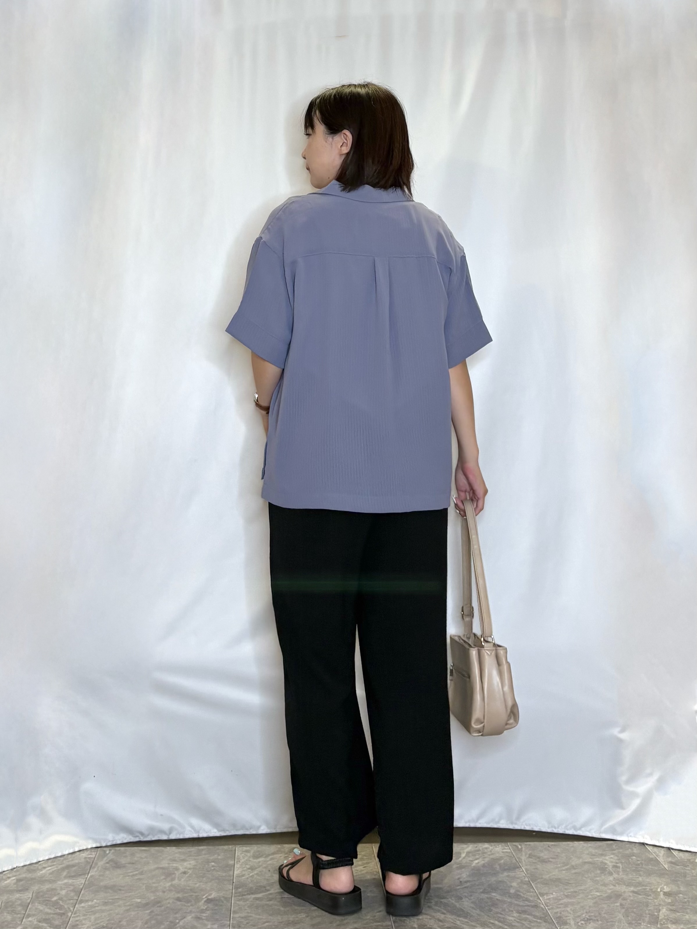 ネリさんの「SHOO･LA･RUE｜【通気性〇/UV/S-LL】洗濯後しわになりにくい とろみストライプシャツ」を使ったコーディネート