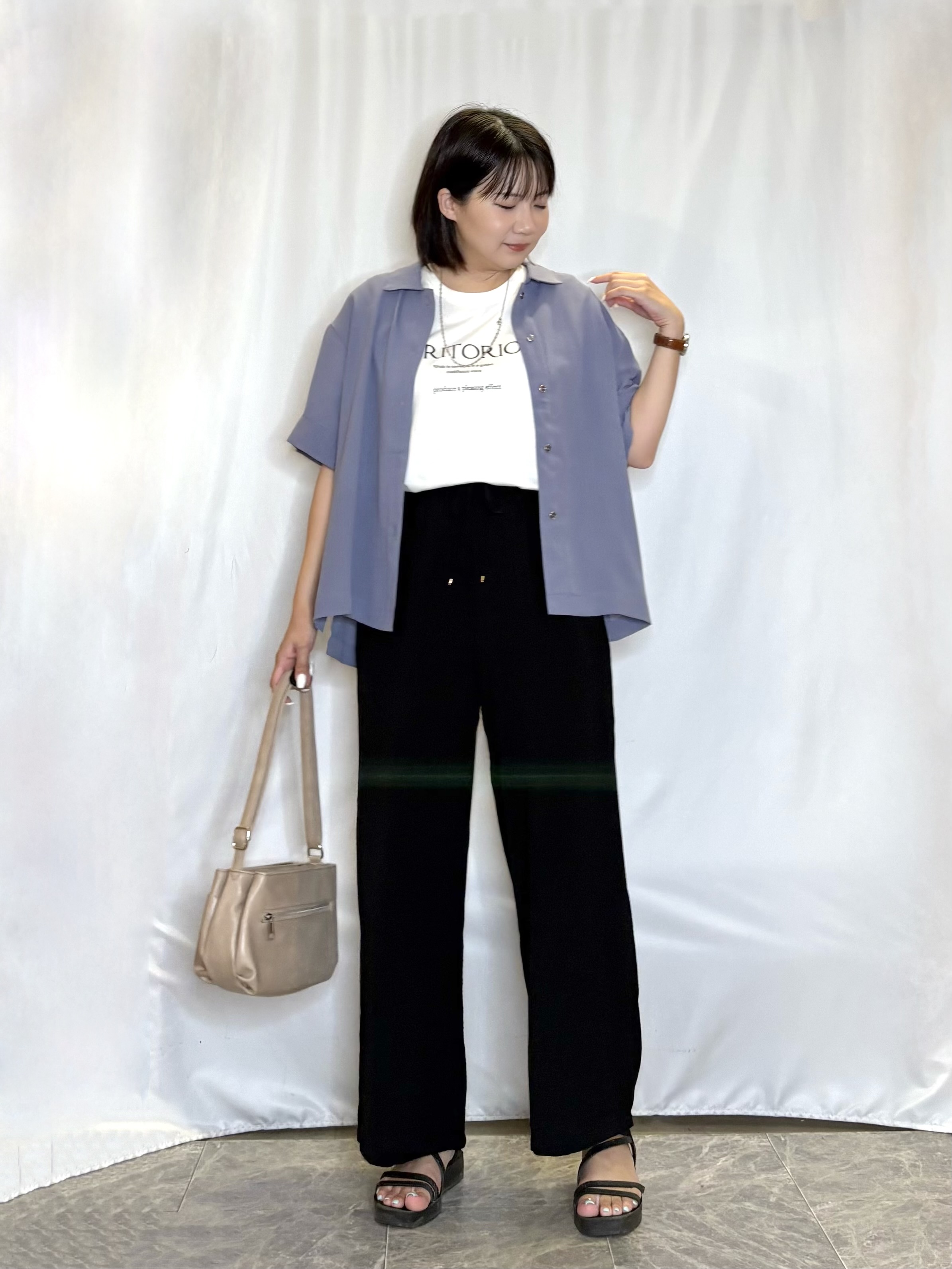 ネリさんの「SHOO･LA･RUE｜【通気性〇/UV/S-LL】洗濯後しわになりにくい とろみストライプシャツ」を使ったコーディネート