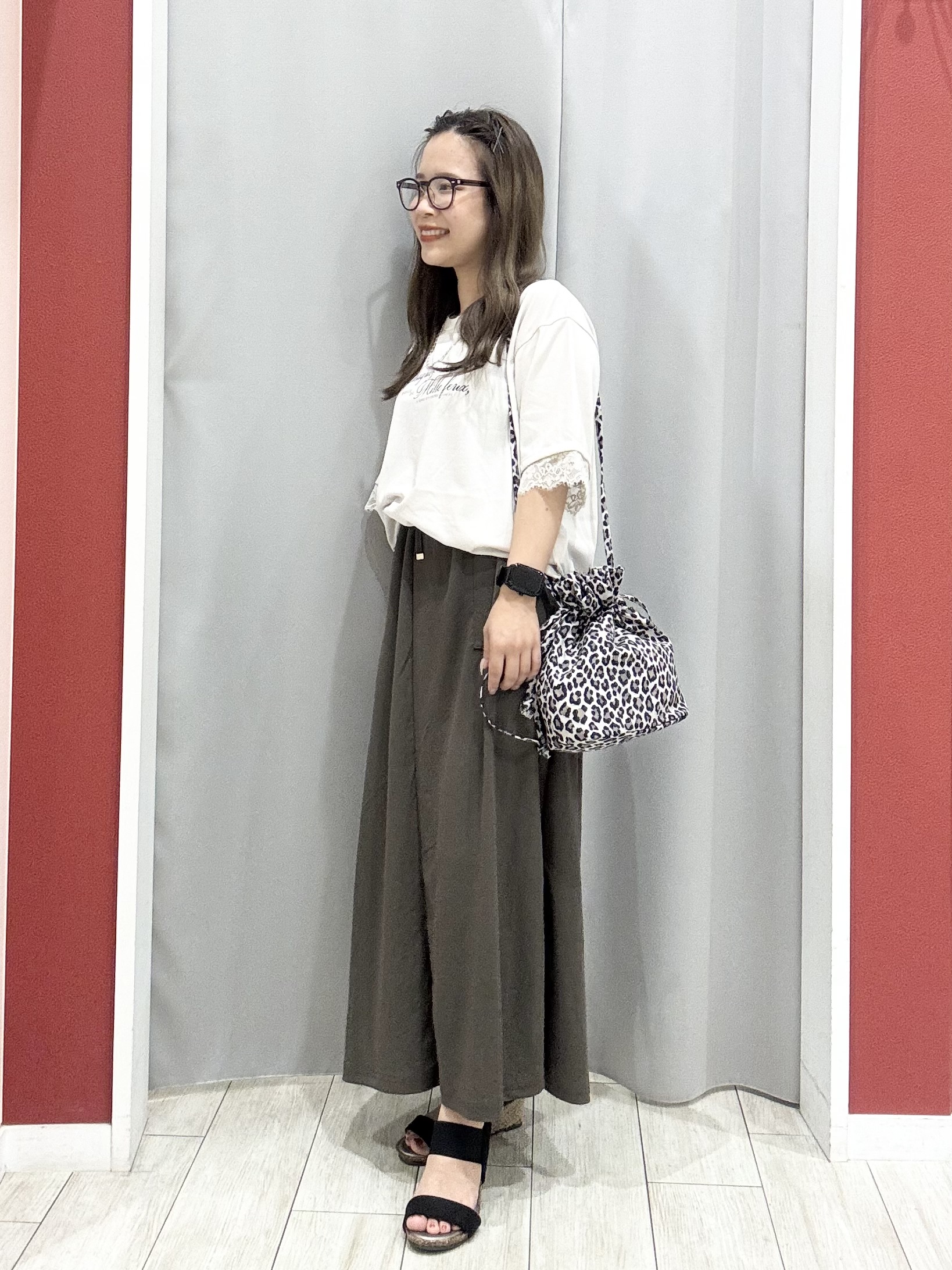 shioさんの「SHOO･LA･RUE｜【UV/S-LL/洗濯機可】柄アソート お袖レースが旬顔 上品に決まる大人Tシャツ」を使ったコーディネート