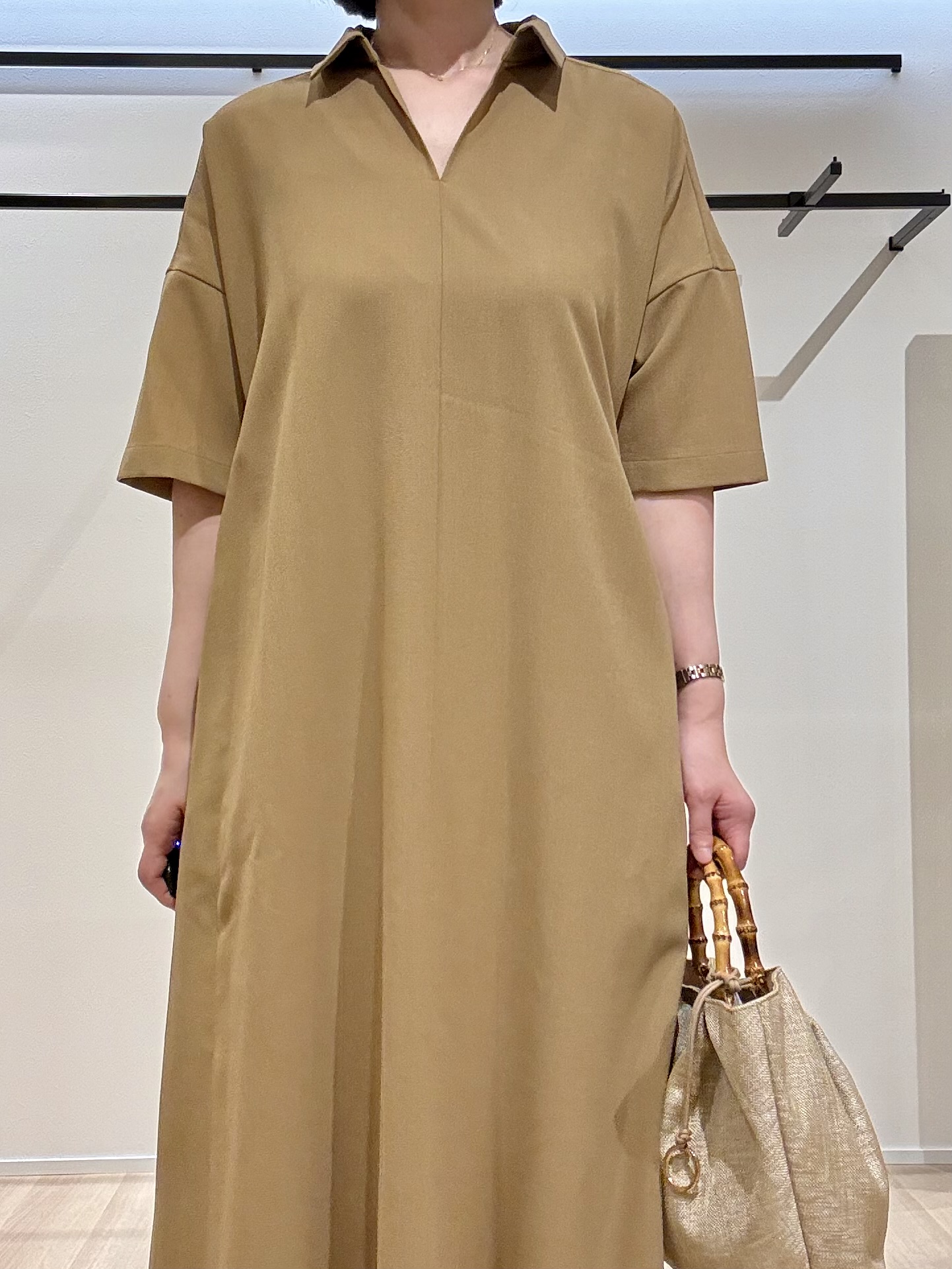 yさんの「UNTITLED｜【初秋も活躍/UVカット/接触冷感】エアリークールワンピース」を使ったコーディネート
