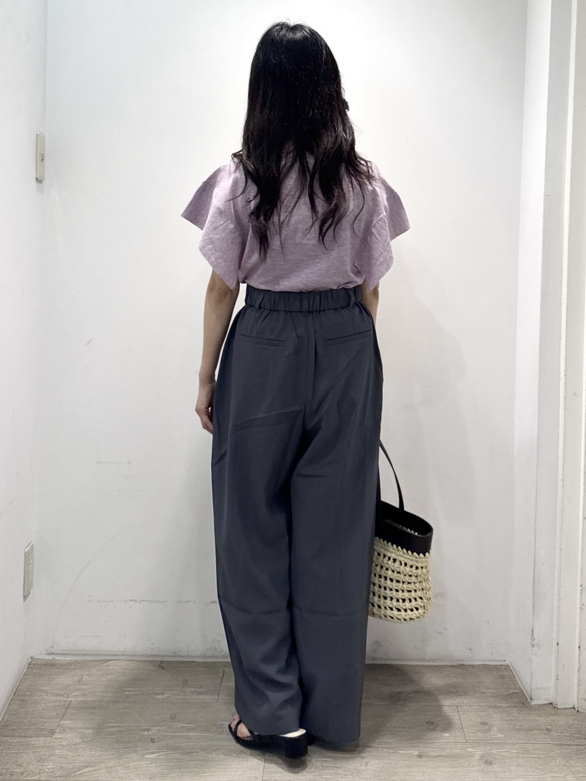 yuicciさんの「OPAQUE.CLIP｜『STORY Web7月掲載』ドライタッチラメニット《UV／洗える／6col》」を使ったコーディネート