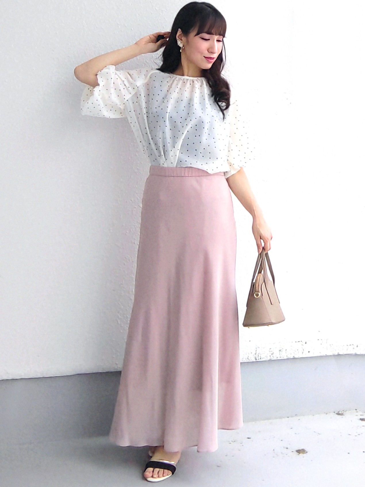 keinaさんの「SunaUna｜シアードットブラウス」を使ったコーディネート