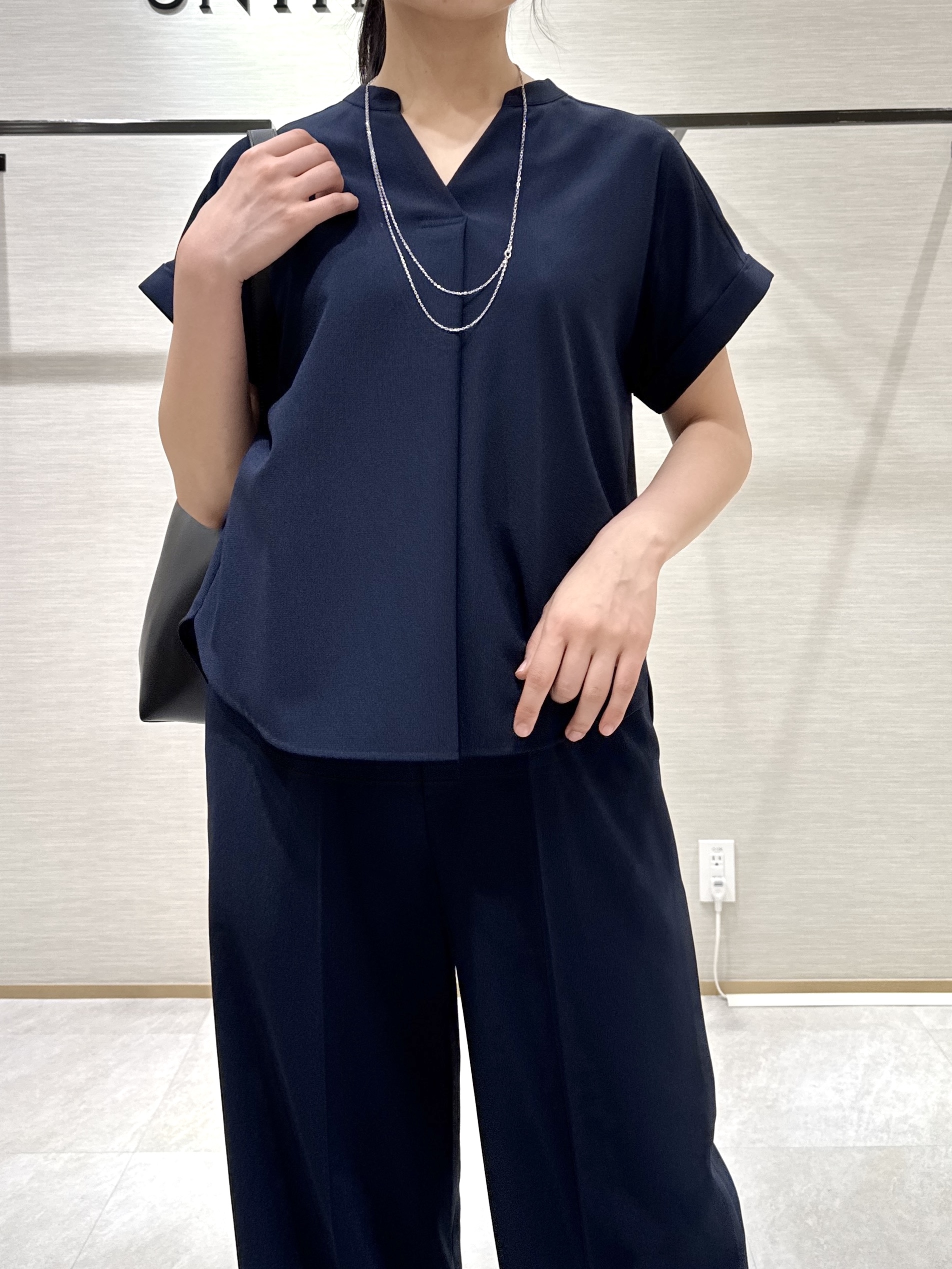 nanaさんの「UNTITLED｜【セットアップ可/UVカット】エアリークールブラウス」を使ったコーディネート