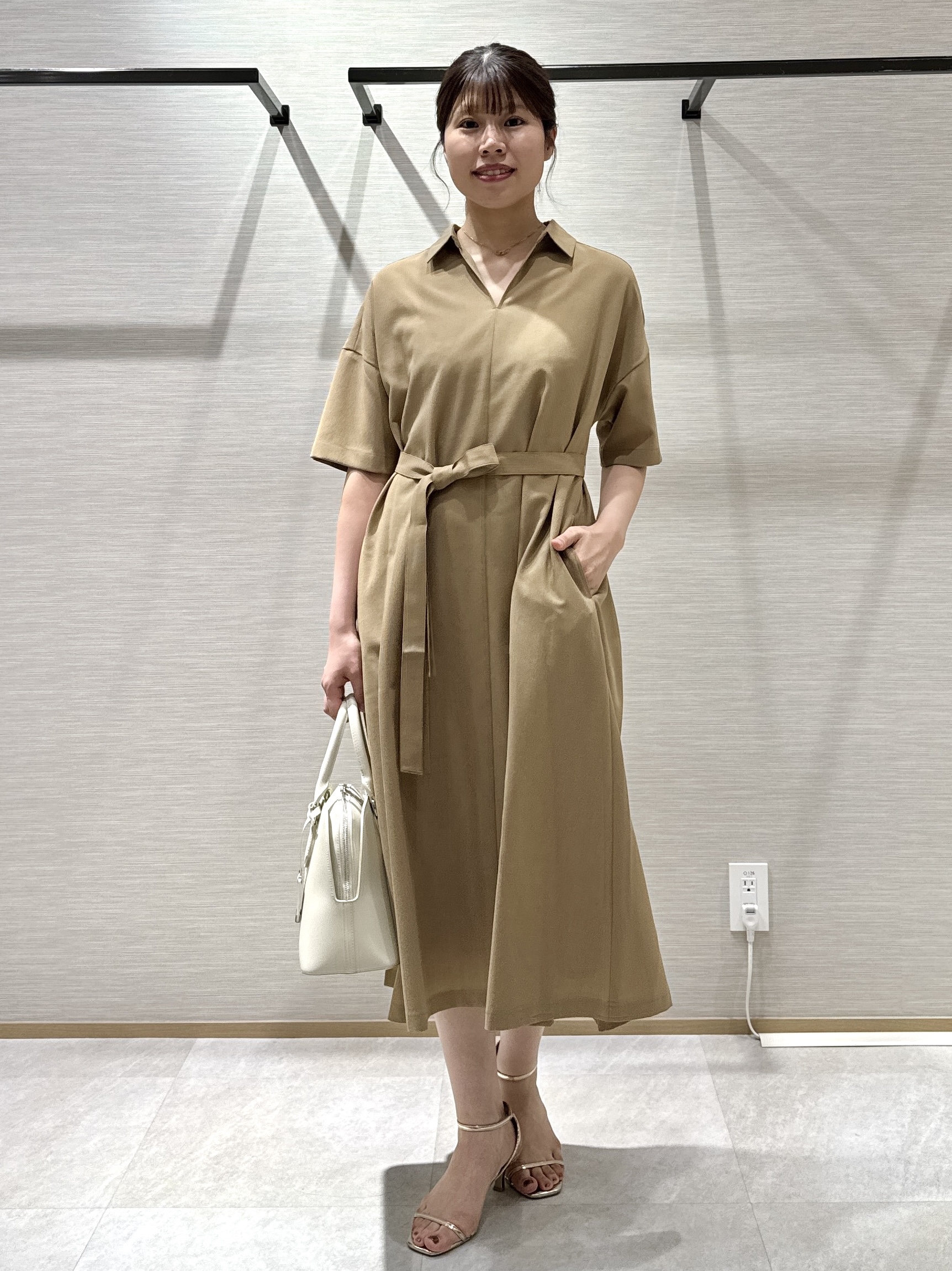 nanaさんの「UNTITLED｜【残暑も快適/UVカット/接触冷感】エアリークールワンピース」を使ったコーディネート