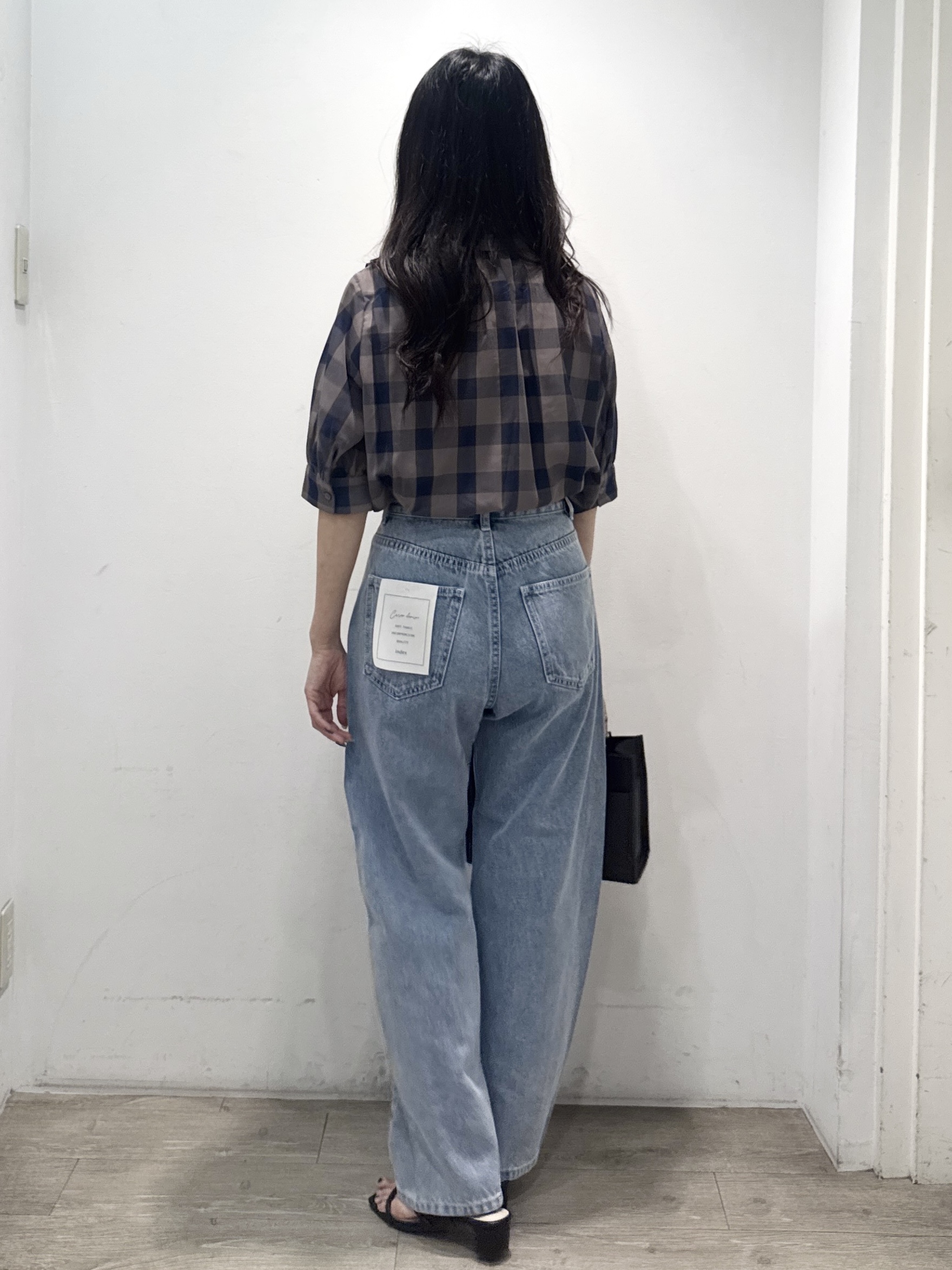 yuicciさんの「OPAQUE.CLIP｜【高通気性】シアーチェックフリルブラウス《洗濯機OK／イージーアイロン》」を使ったコーディネート
