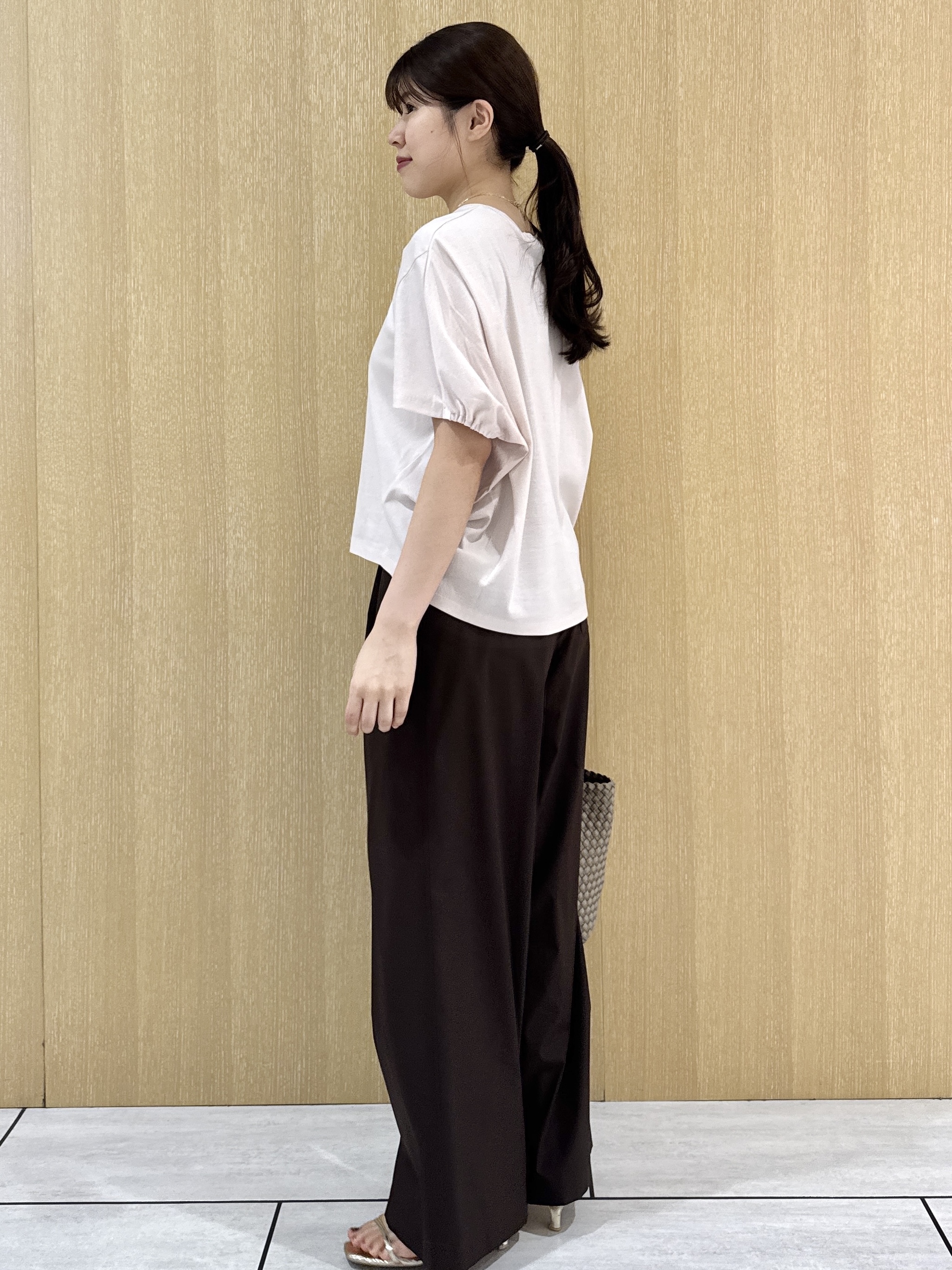 nanaさんの「UNTITLED｜【汗染み防止/接触冷感】ドルマンプルオーバー」を使ったコーディネート