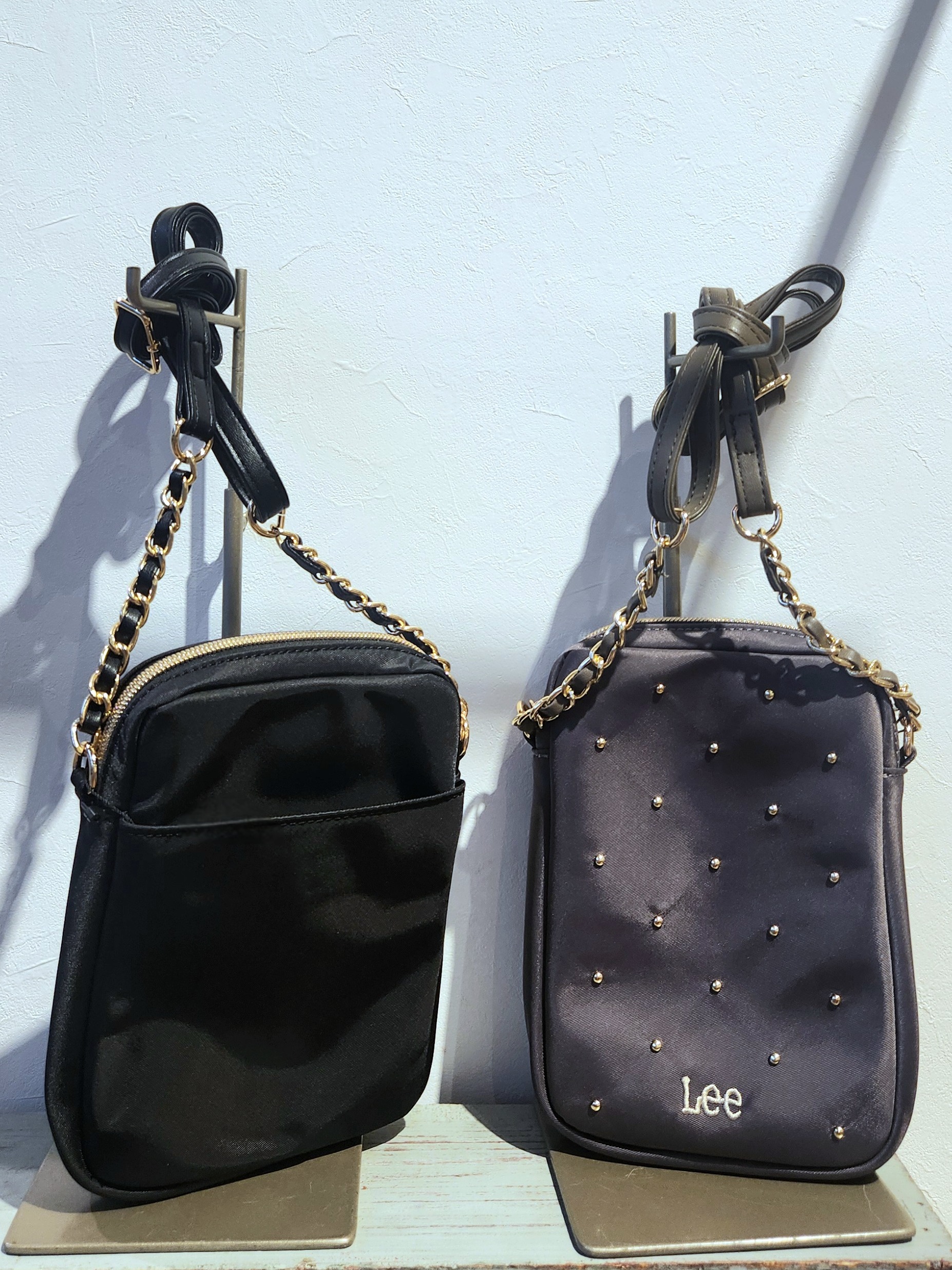 くまさんの「SHOO･LA･RUE｜【Lee別注／撥水】スタッズミニショルダーバッグ」を使ったコーディネート