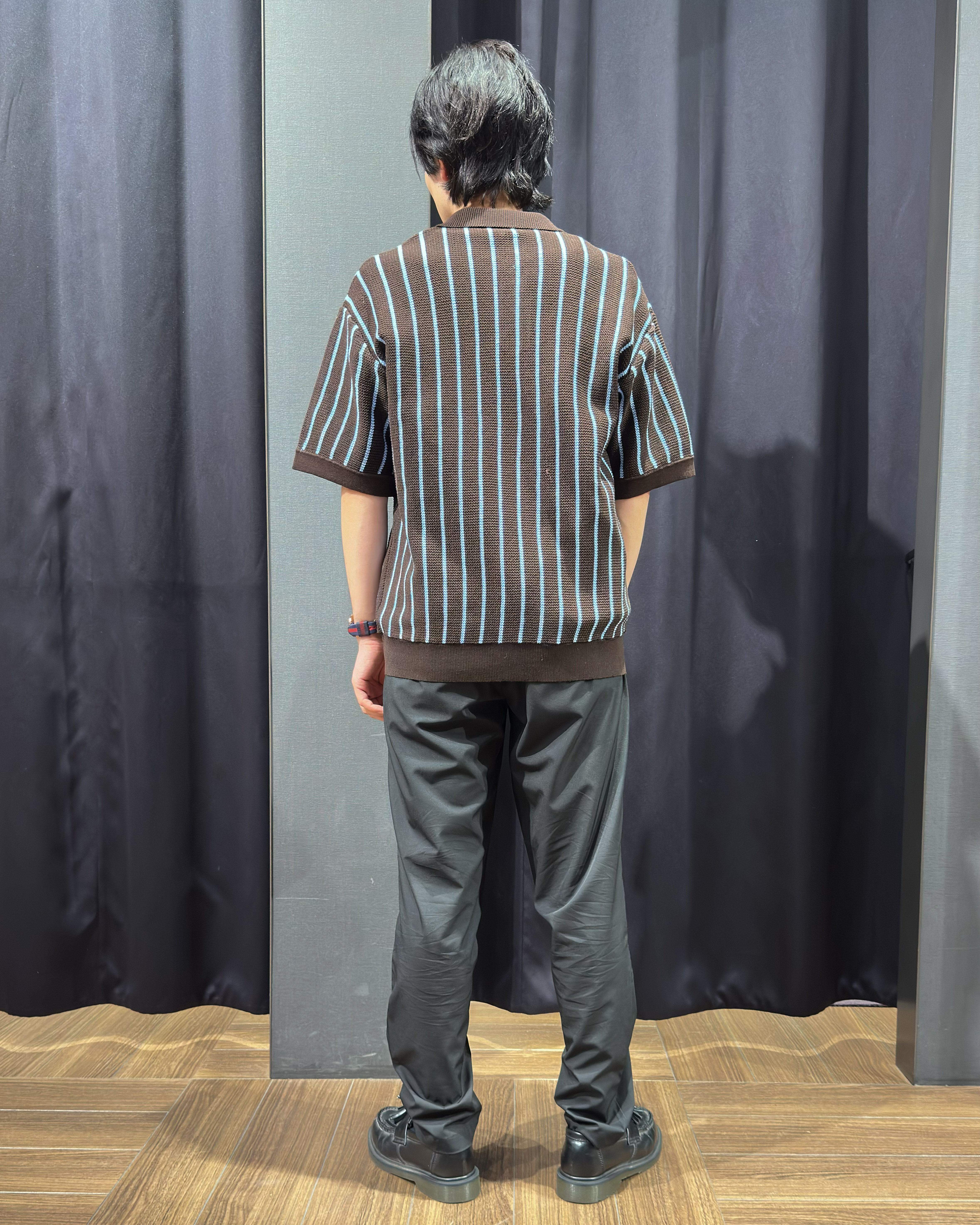tomoyaさんの「THE SHOP TK｜【マシンウォッシャブル】ニットストライプ半袖シャツ」を使ったコーディネート