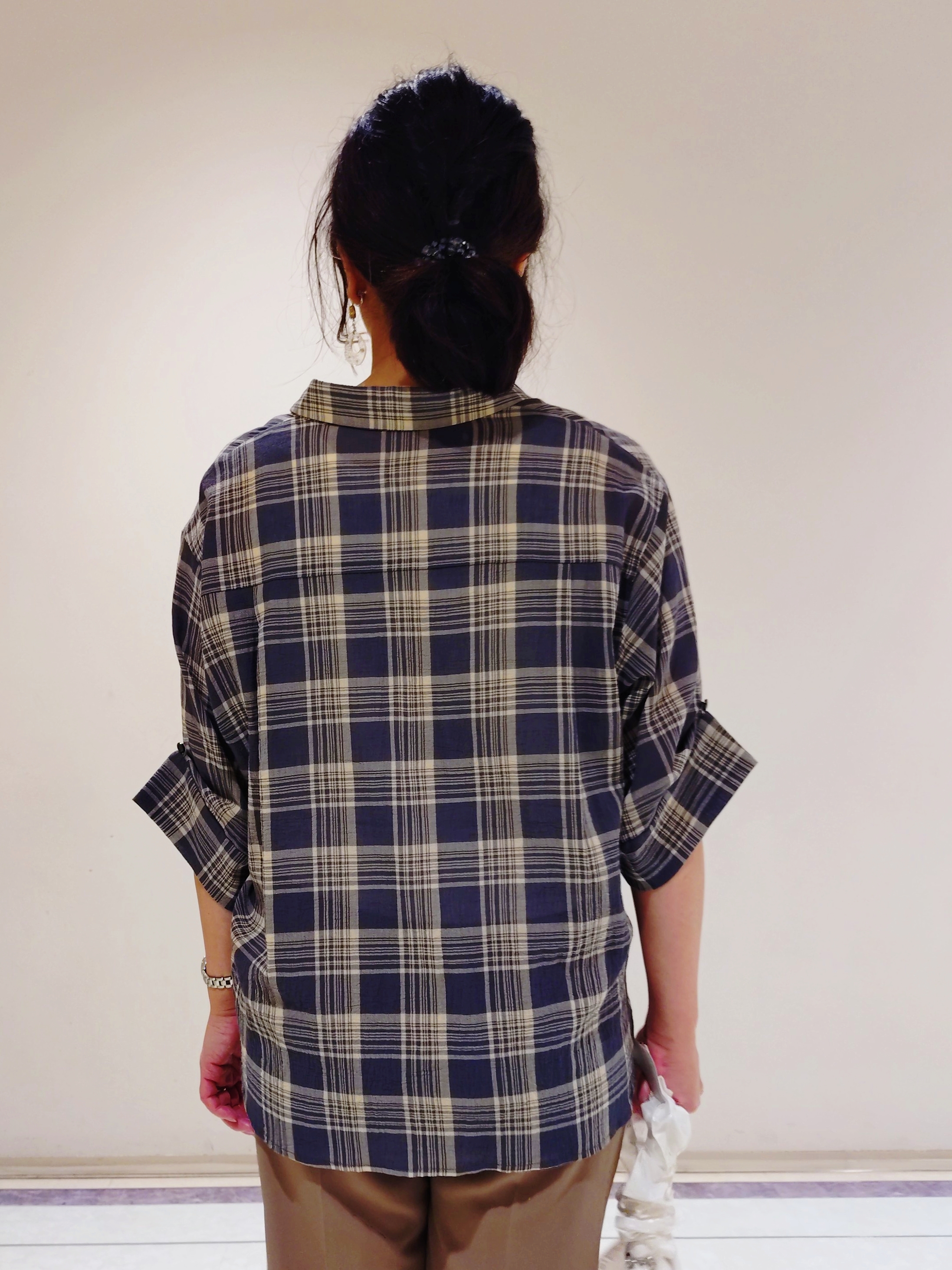 TOMOMIさんの「INDIVI｜【洗える／前後2WAY】インナータンクトップ」を使ったコーディネート