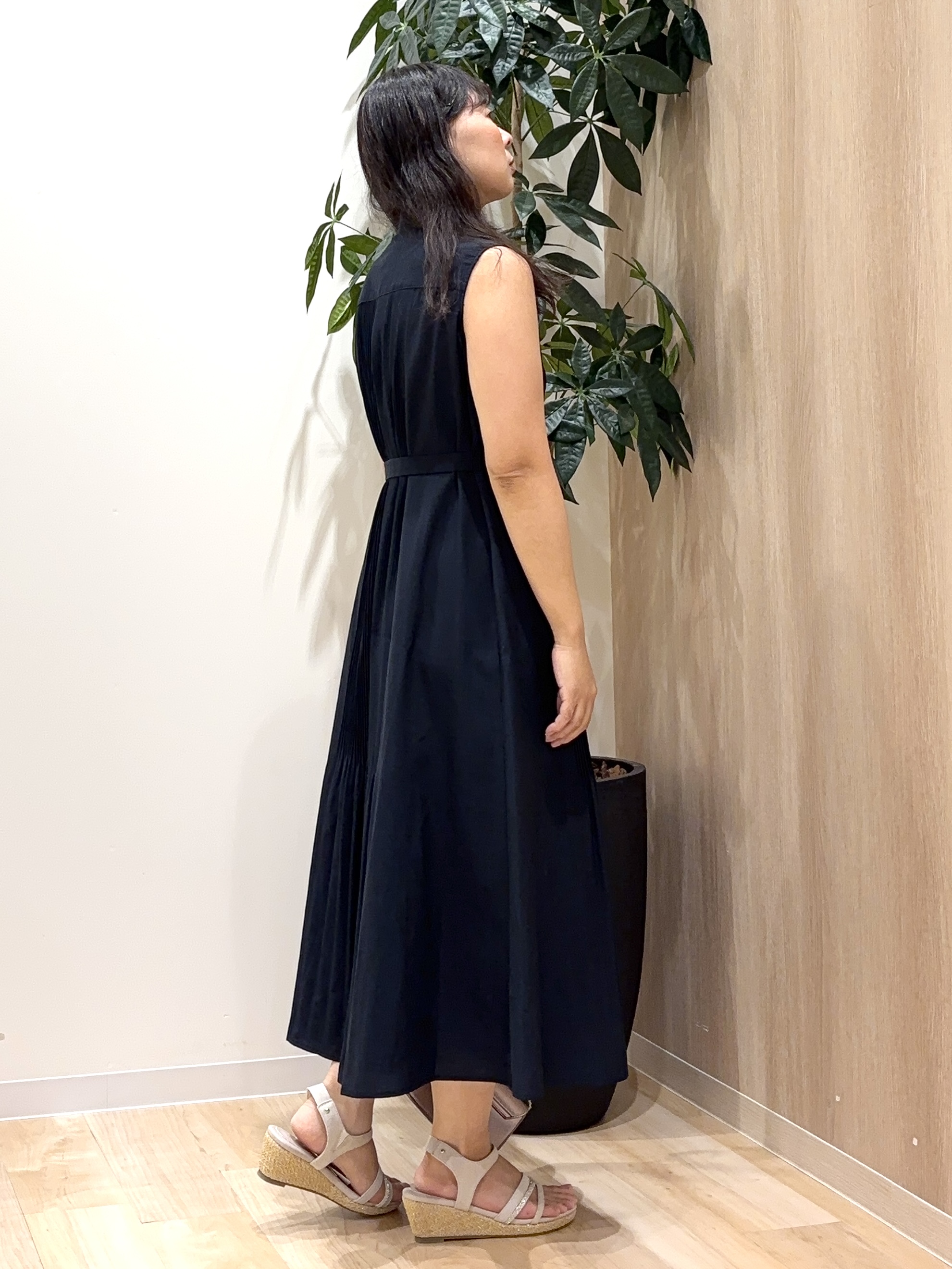 miraiさんの「grove｜【低身長さんも選べる着丈・洗濯機◎】プリーツベルトワンピース」を使ったコーディネート