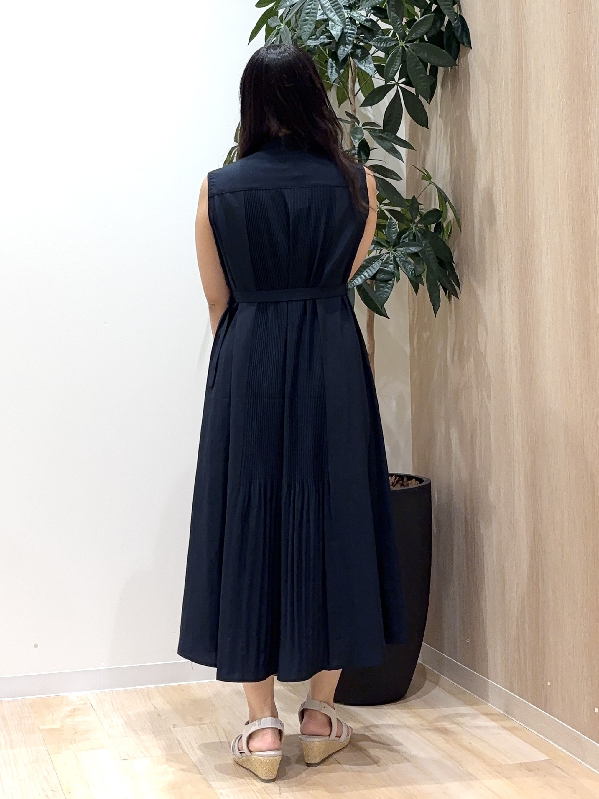 miraiさんの「grove｜【低身長さんも選べる着丈・洗濯機◎】プリーツベルトワンピース」を使ったコーディネート