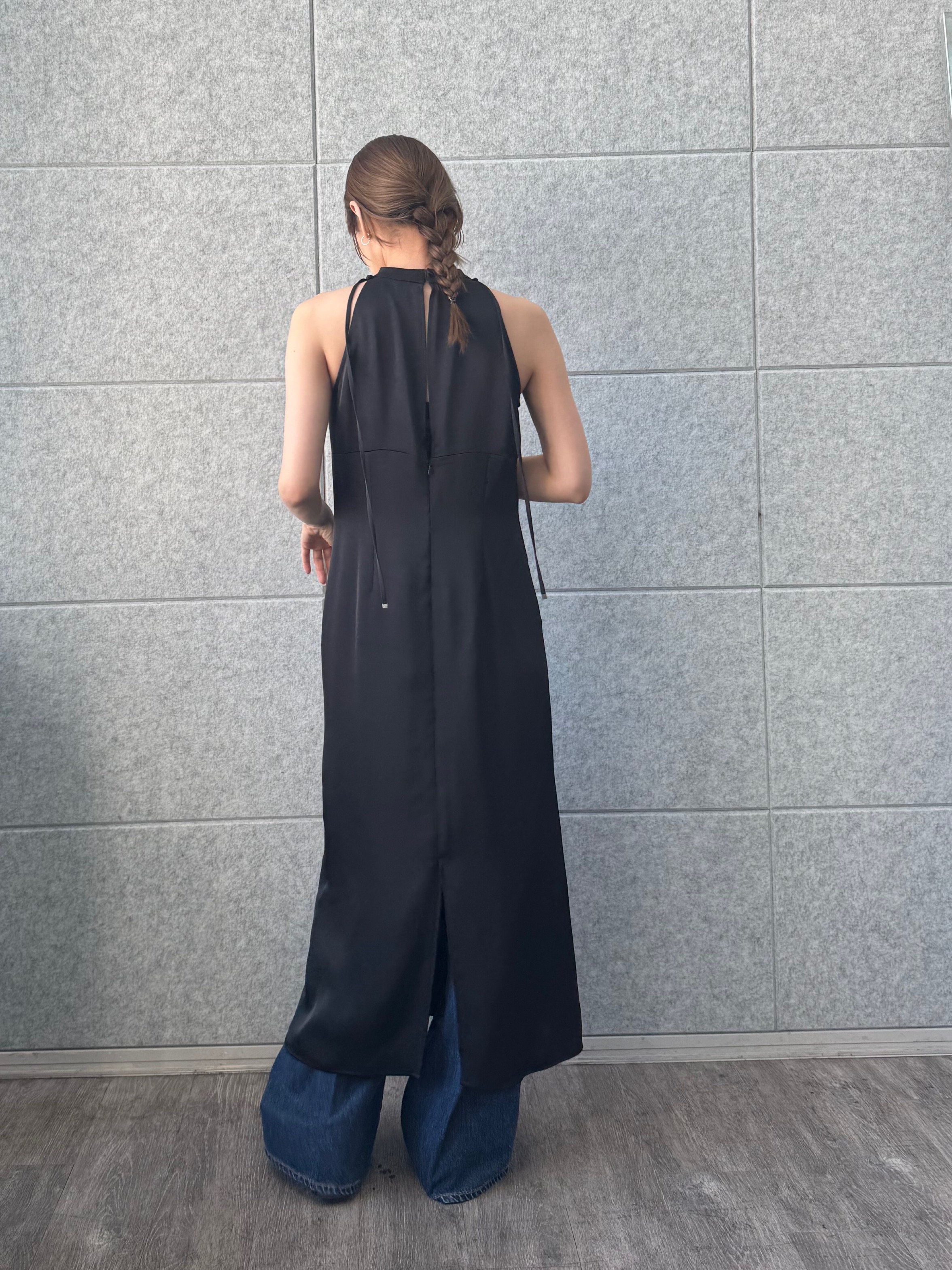 designer yukaさんの「CODE A｜ribbon satin dress」を使ったコーディネート
