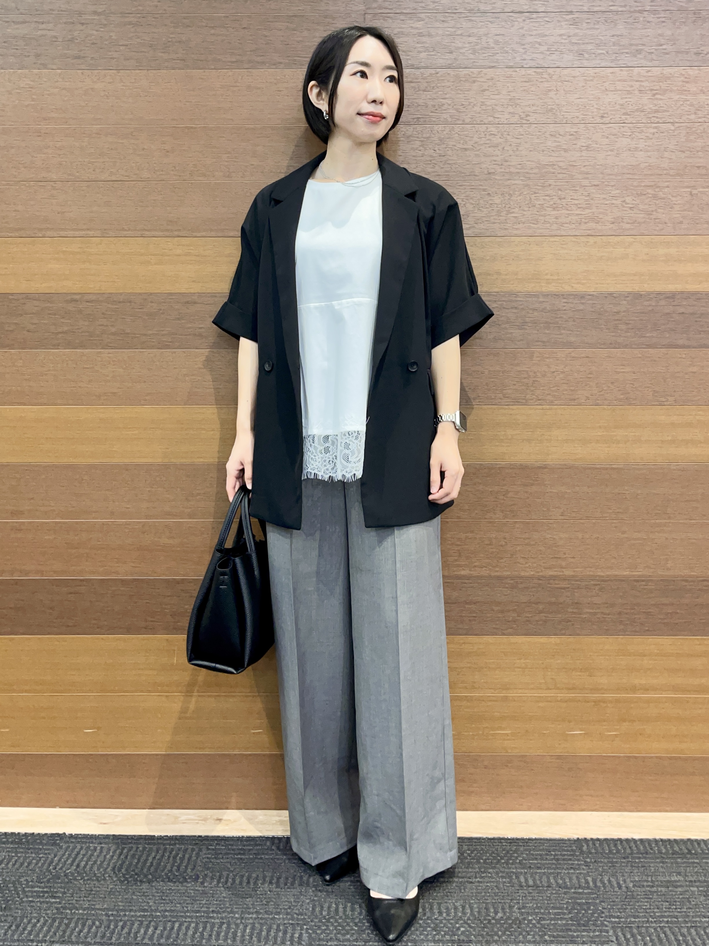 umiさんの「OPAQUE.CLIP｜裾レースペプラムカットソー【洗濯機OK】」を使ったコーディネート