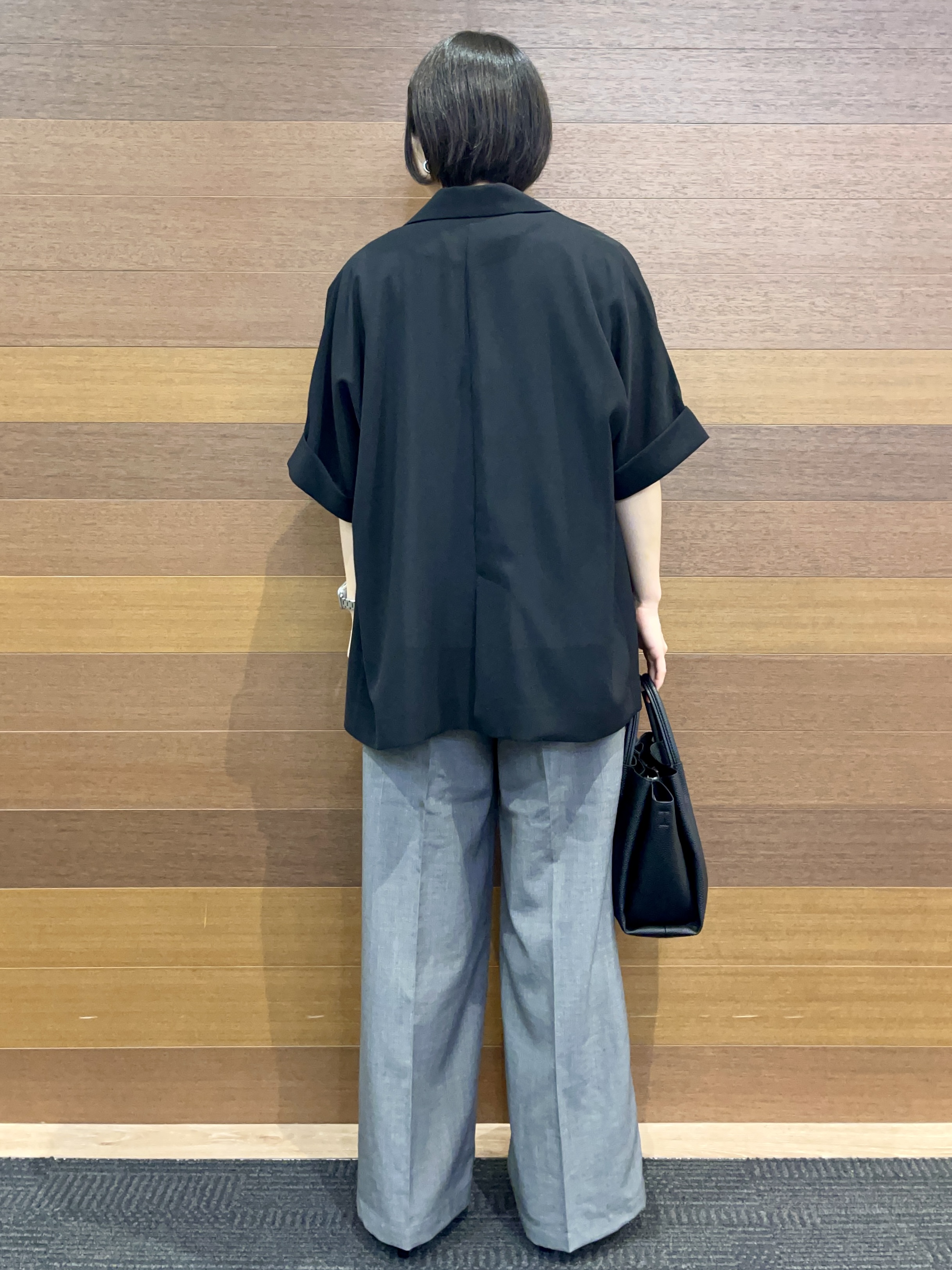umiさんの「OPAQUE.CLIP｜裾レースペプラムカットソー【洗濯機OK】」を使ったコーディネート